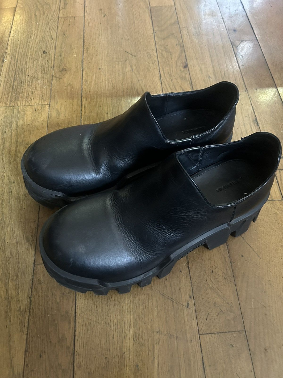 Balenciaga Balenciaga Technoclog neon orange mule size 41