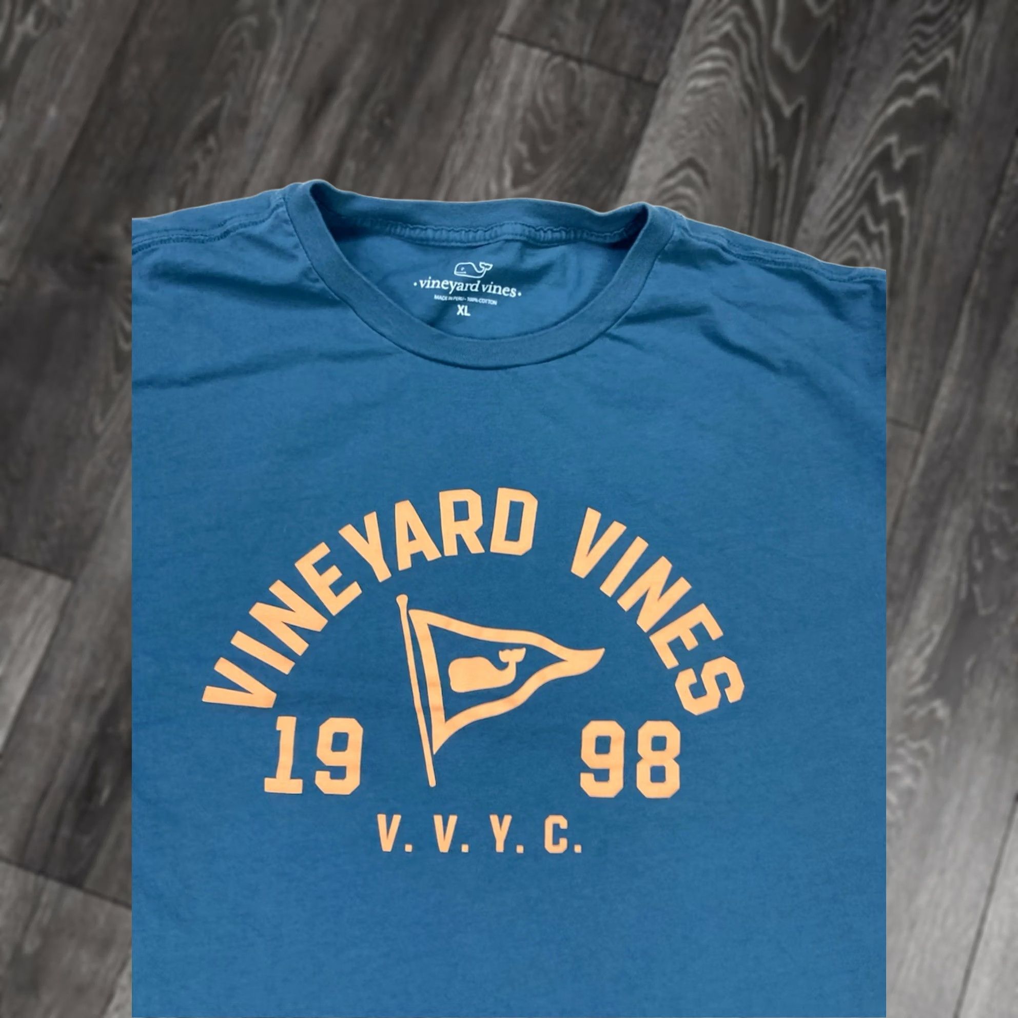 Vineyard Vines Vineyard Vines VVYC 1998 Flag Graphic T-shirt Men XL Blue Long Sleeve Shirt XL Mens Size US XL / EU 56 / 4 - 1 Thumbnail