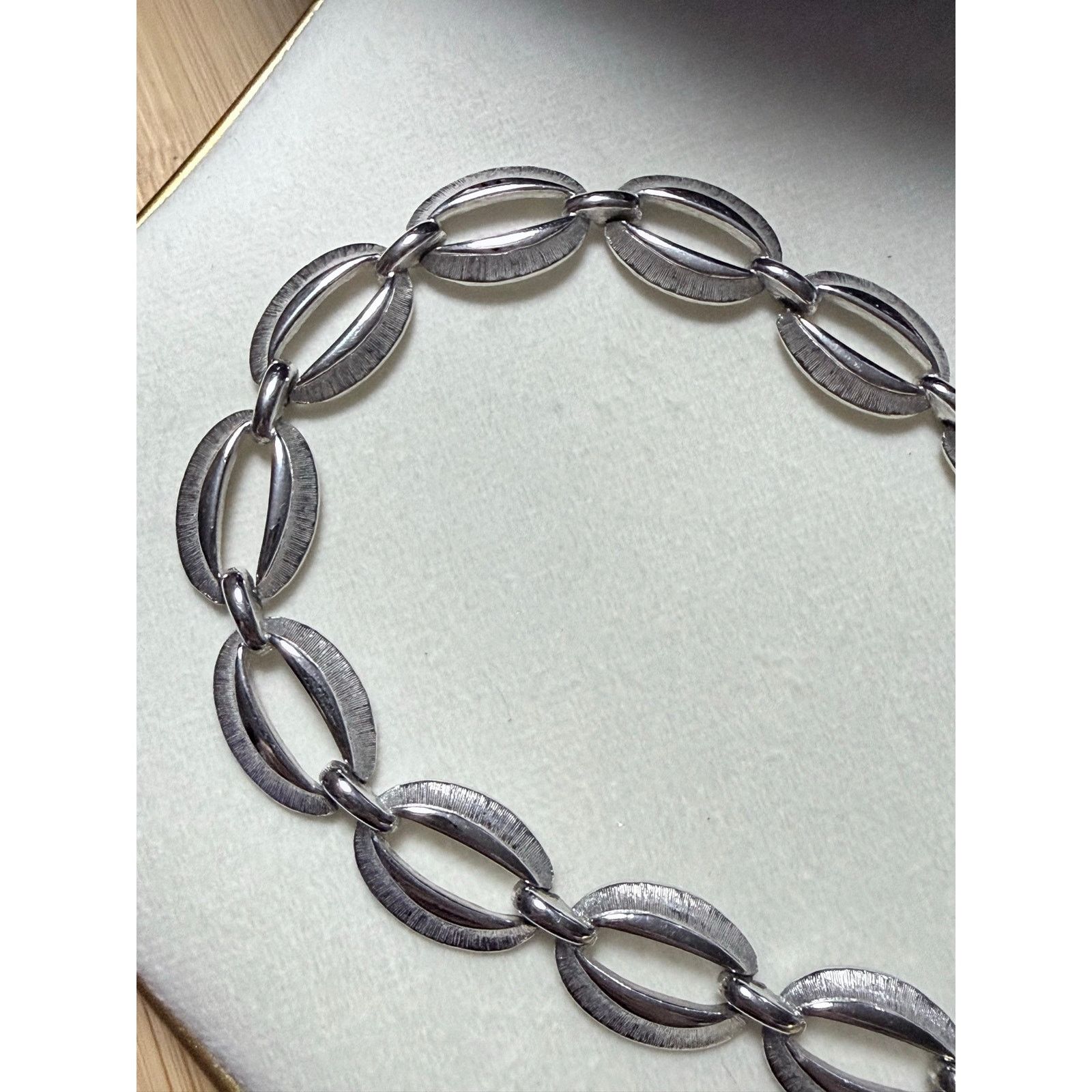 Monet Vintage Monet Silver Tone Link Necklace 17” 1978-88 Size ONE SIZE - 5 Thumbnail