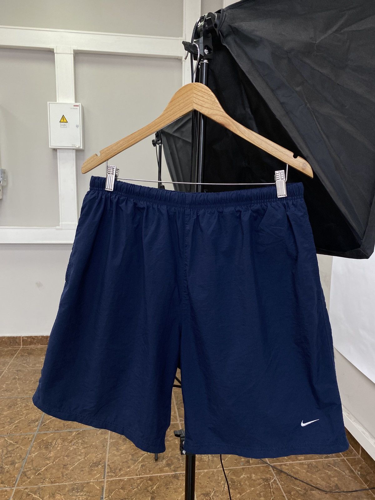 Nike 🇺🇸 Vintage 90s Nike Shorts Rare Retro Y2K Hype Size US 34 / EU 50 - 1 Thumbnail