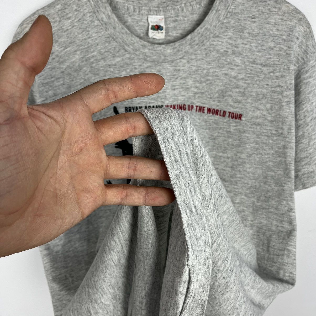 Band Tees Vintage Bryan Adams Waking Up the world tour band tee 1991 Size US L / EU 52-54 / 3 - 15 Thumbnail