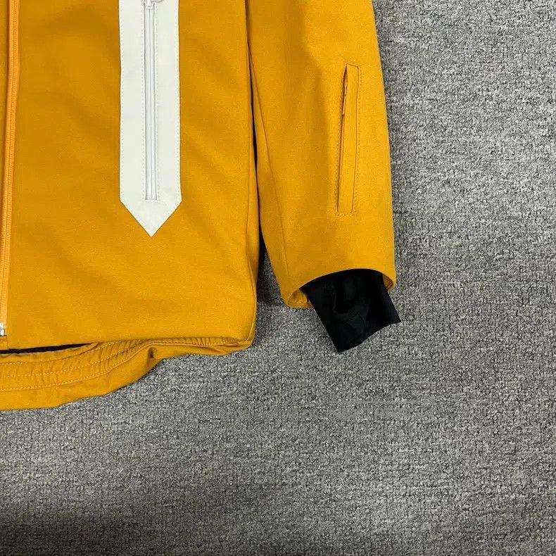 Hermes Hermes Mustard Yellow Windbreaker Cotton Jacket Size XS / US 0-2 / IT 36-38 - 4 Thumbnail