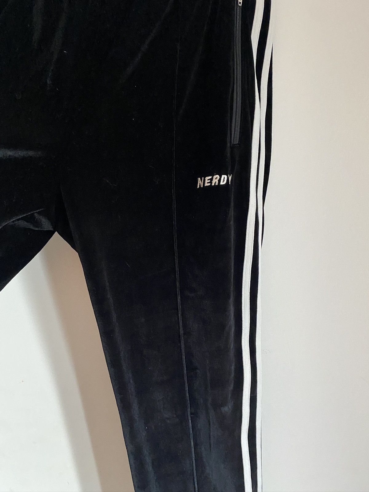 NERDY NERDY Black White Velour Track Suit Kpop Idols Medium Size US 32 / EU 48 - 5 Thumbnail