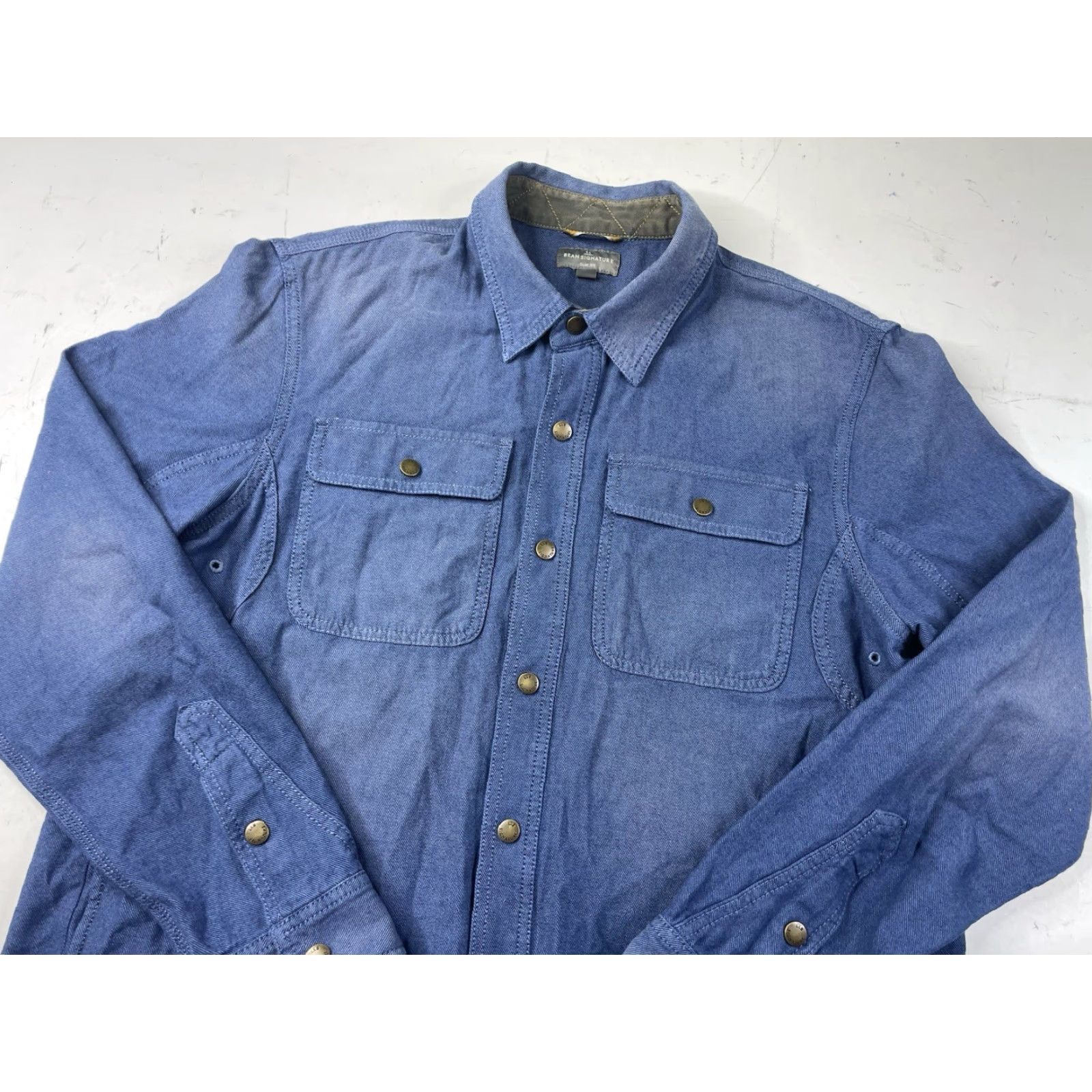 Vintage L.L. Bean Signature Denim Blue Jean Snap Buttons Shirt Slim Fit Mens Large Rugged Shirt Size US L / EU 52-54 / 3 - 2 Thumbnail