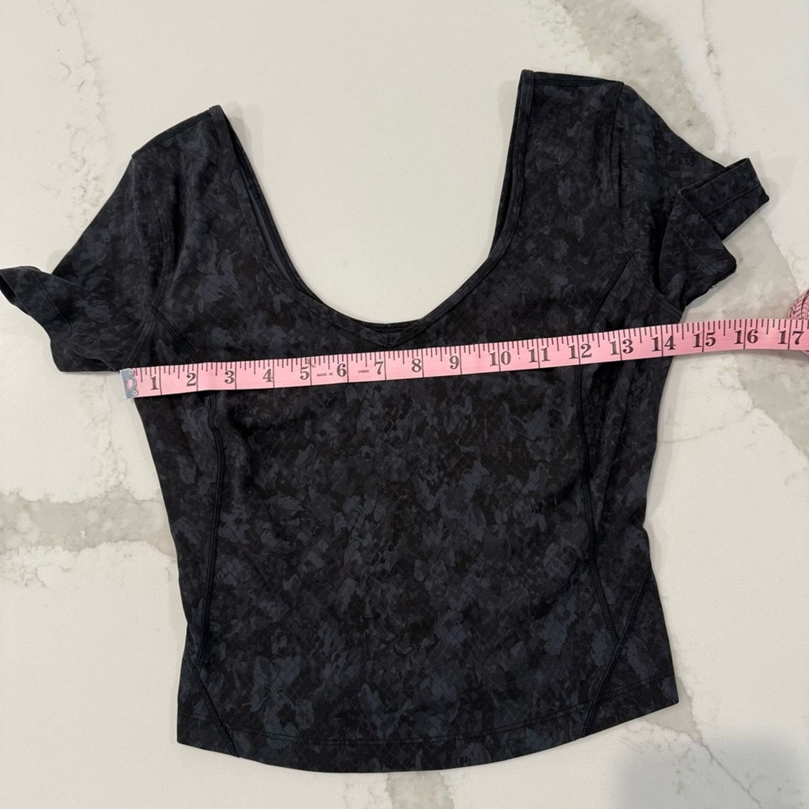 Lululemon Lululemon Align TShirt Hideaway Camo DeepCoal Multi Womens 6 Size M / US 6-8 / IT 42-44 - 10 Thumbnail