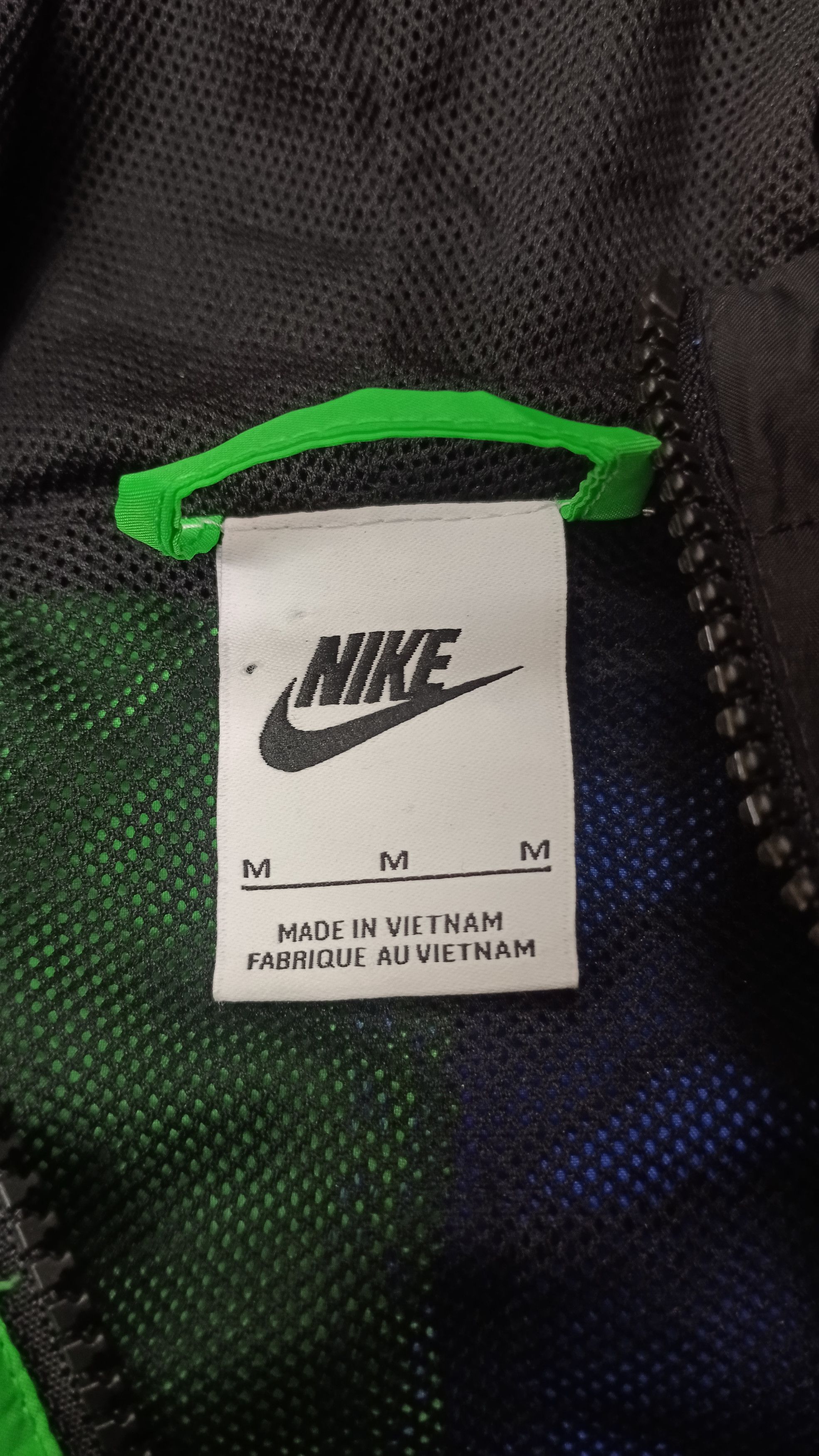 Nike Nike Essentials Woven Colourblock Windrunner Size US M / EU 48-50 / 2 - 12 Thumbnail