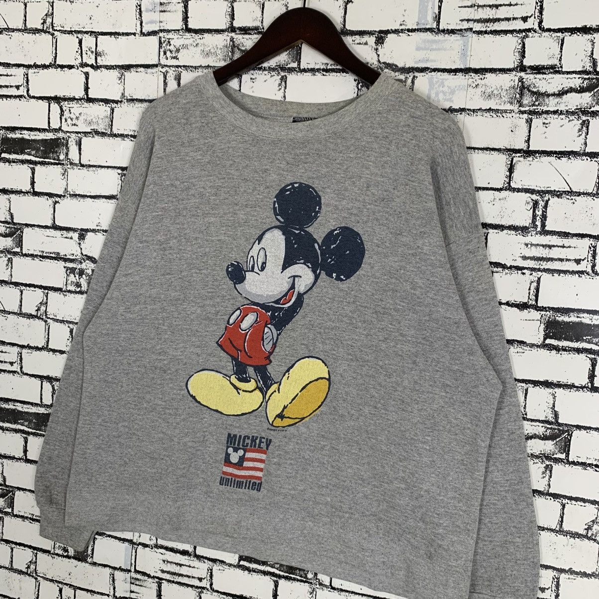 Disney × Mickey Mouse × Vintage Vintage Disney Mickey Unlimited Sweatshirt Size M / US 6-8 / IT 42-44 - 2 Thumbnail