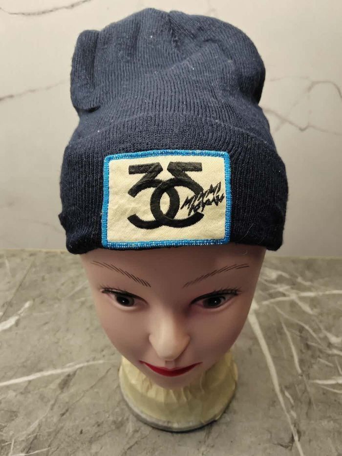 Japanese Brand Vintage Miami 10 Years Beanie Size ONE SIZE - 1 Thumbnail