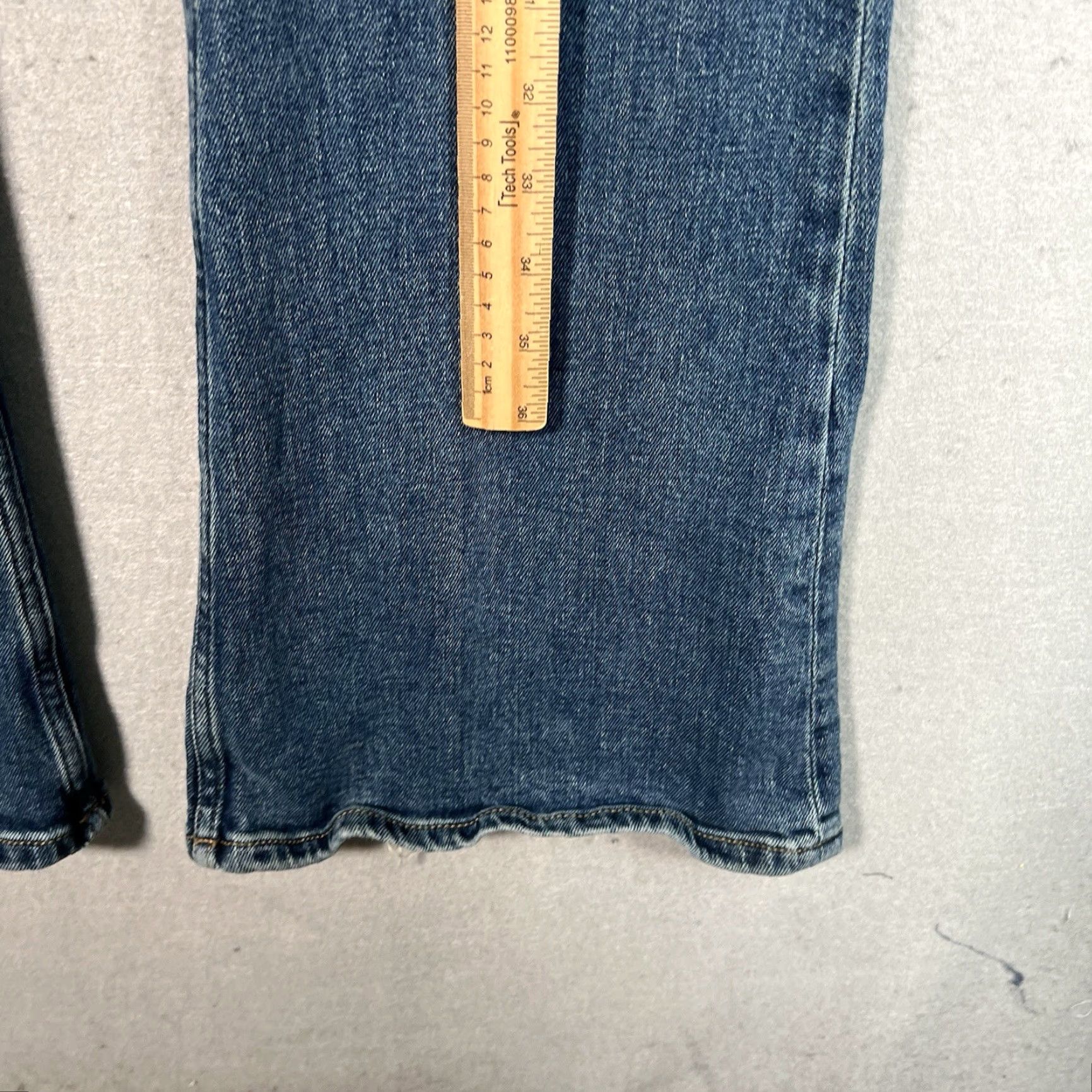 Mango Mango MNG Selection Flare Leg Jeans Womens 4 Blue Medium Wash High Waist Denim Cotton Blend Regular Size 4 Womens Size 27" / US 4 / IT 40 - 4 Thumbnail