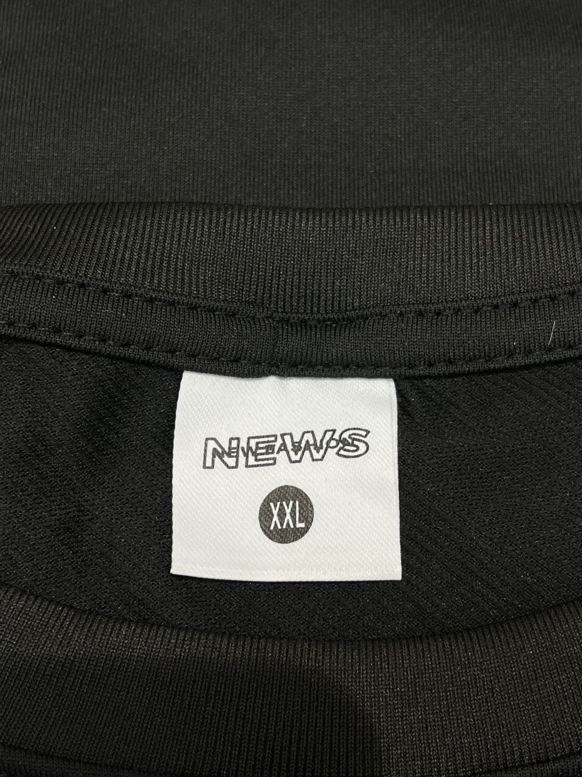 Other NEWS Long Sleeve Black Size US XXL / EU 58 / 5 - 3 Thumbnail