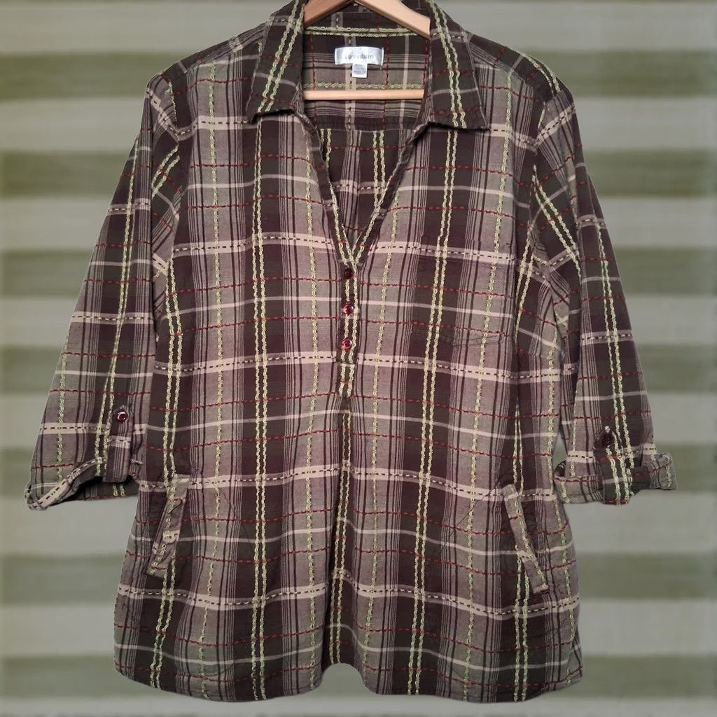 Vintage VINTAGE Dressbarn Blouse Women Plus Size 22/24 Green Plaid V-Neck 3/4 Sleeve Pocket Lagenlook Quilted Pullover Top Ladies Size 3XL / US 20-22 - 1 Thumbnail