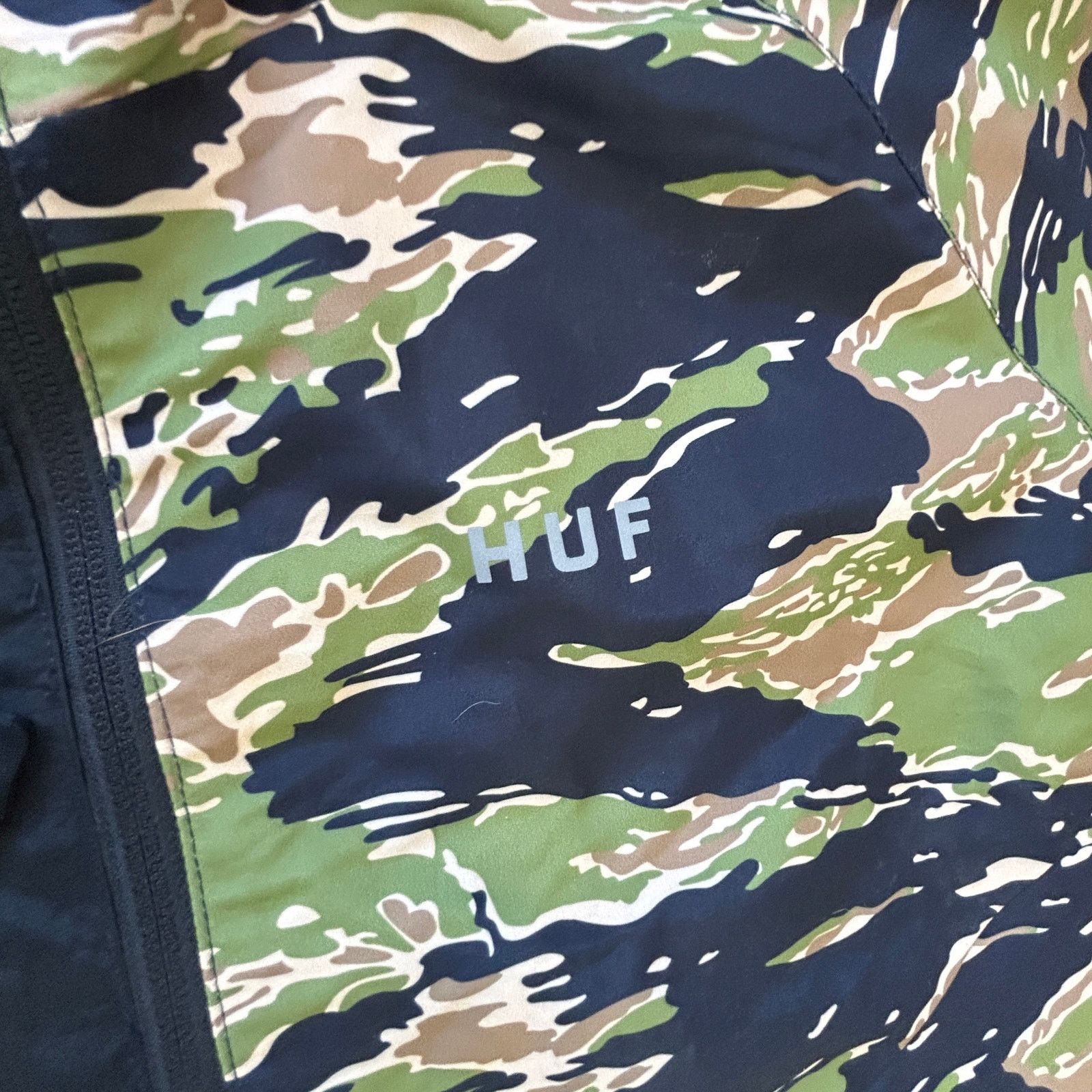 Huf HUF Camo Jacket Windbreaker Mens Med Green Black Streetwear Size US M / EU 48-50 / 2 - 10 Thumbnail