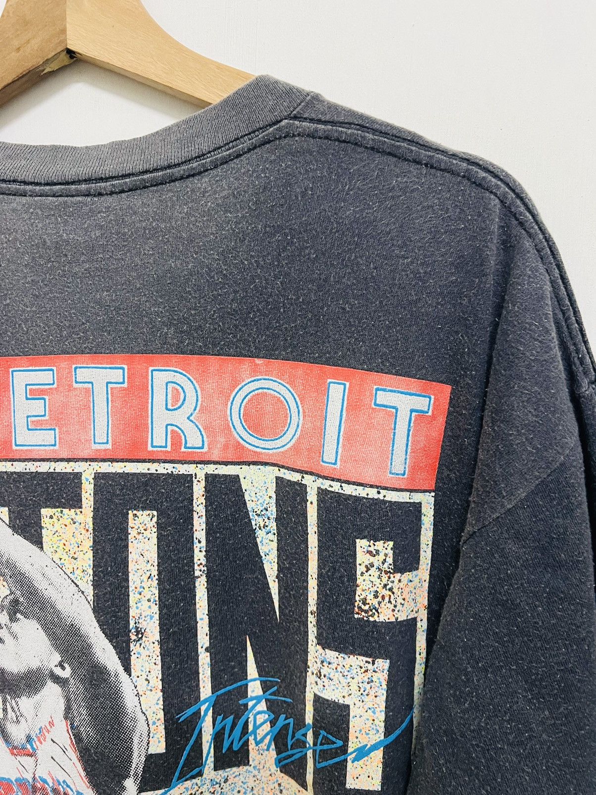 NBA Vintage Isiah Thompson Detroit Pistons Magic Johnson Tee Size US M / EU 48-50 / 2 - 12 Thumbnail