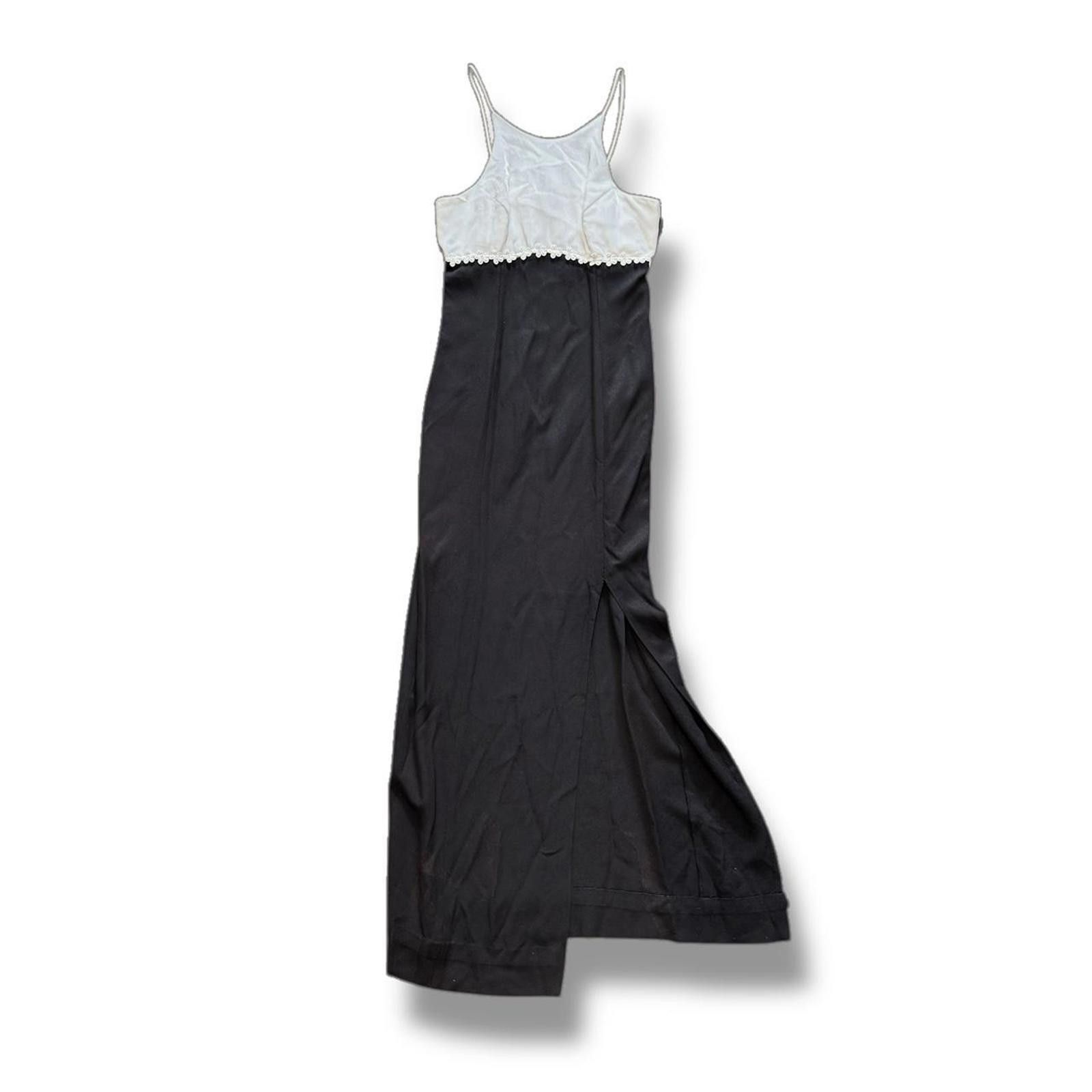 women's 90s dress up ideas Dreamy 90s Gardo Collection Blue Asymmetric Hem Midi Dress main image 1