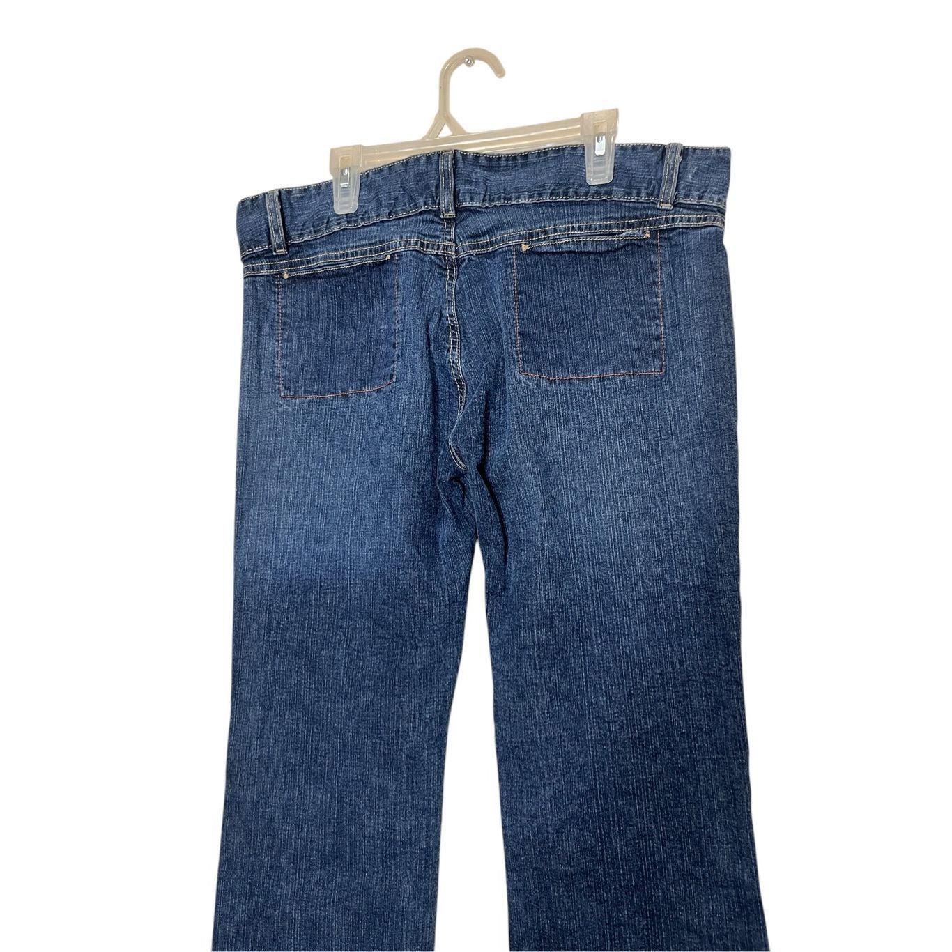 Old Navy Vintage Old Navy Y2K Flare Mid Rise Jeans Size 10 Size 32" / US 10 / IT 46 - 5 Thumbnail