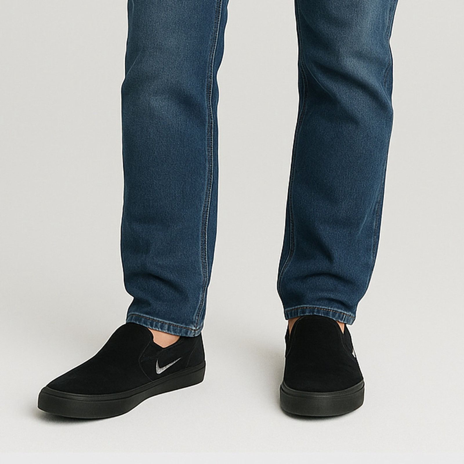 Nike Nike SB Chron Solarsoft Slip-On Black Suede Skate Shoes 8 Size US 8 / EU 41 - 1 Thumbnail