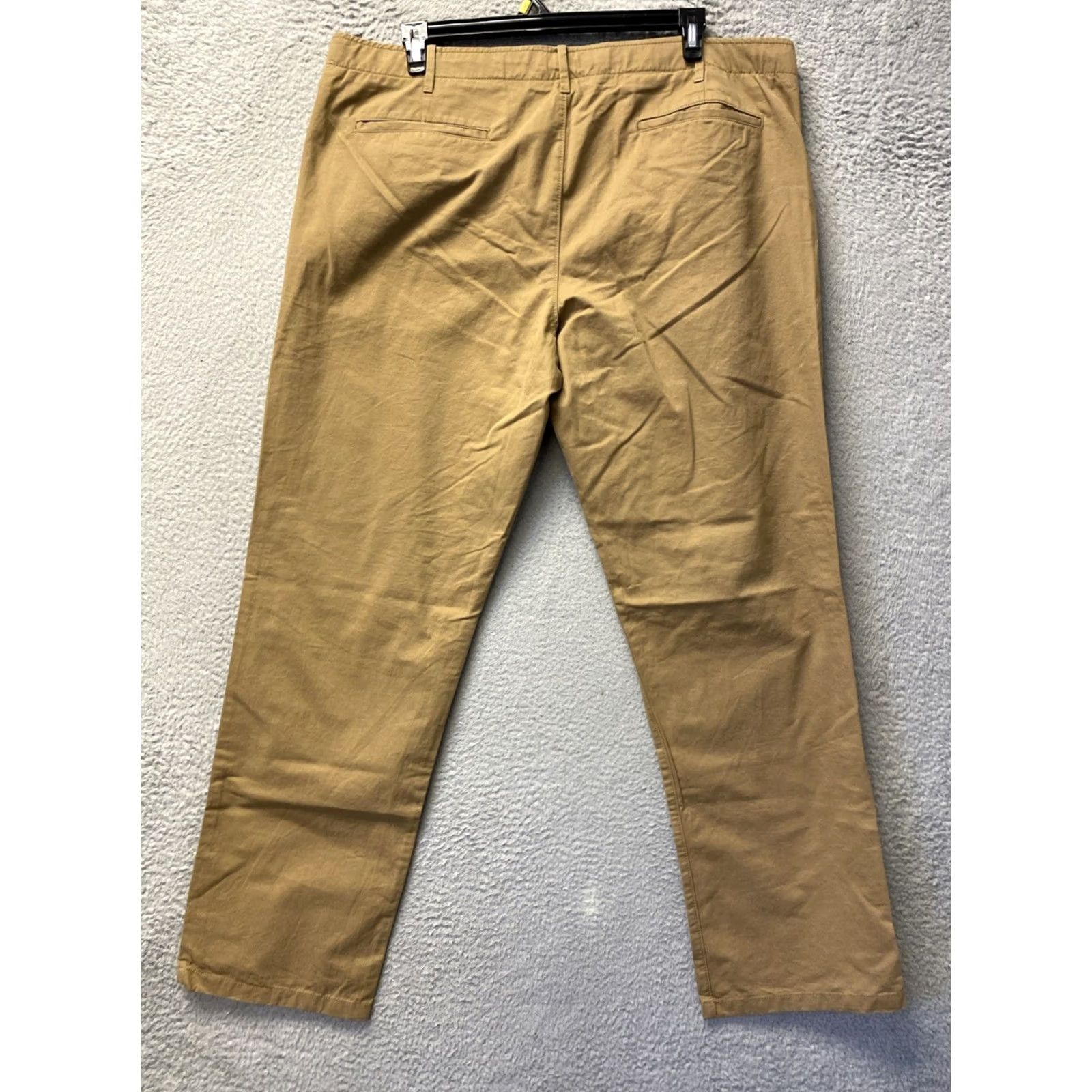 Gap GAP Men's Chino Pants 42x34 Light Brown Classic Fit Straight Leg Mens Regular 34 Inseam Cotton Slit? (Note: "Slash Pocket" not "Slit") Size US 42 / EU 58 - 6 Thumbnail