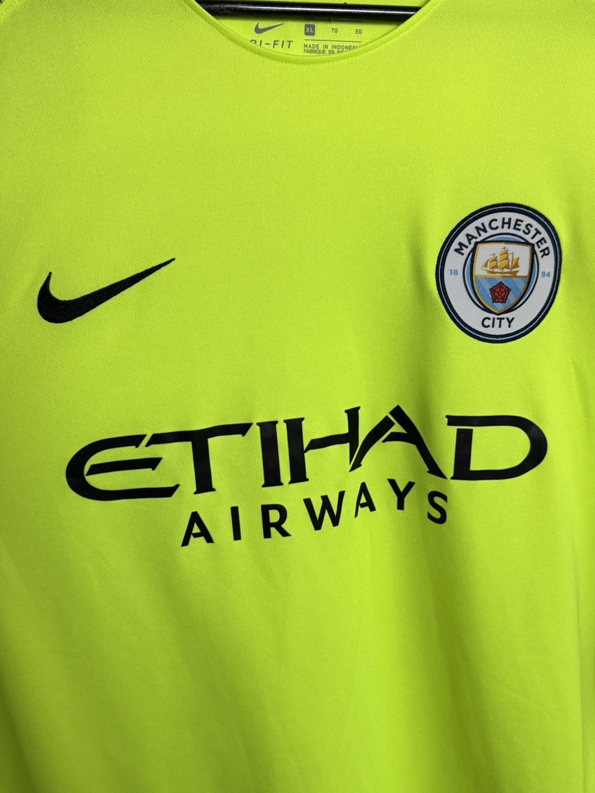 Nike Manchester City 16/17 Goalkeeper Football Long Sleeve Jersey Size US XL / EU 56 / 4 - 3 Thumbnail