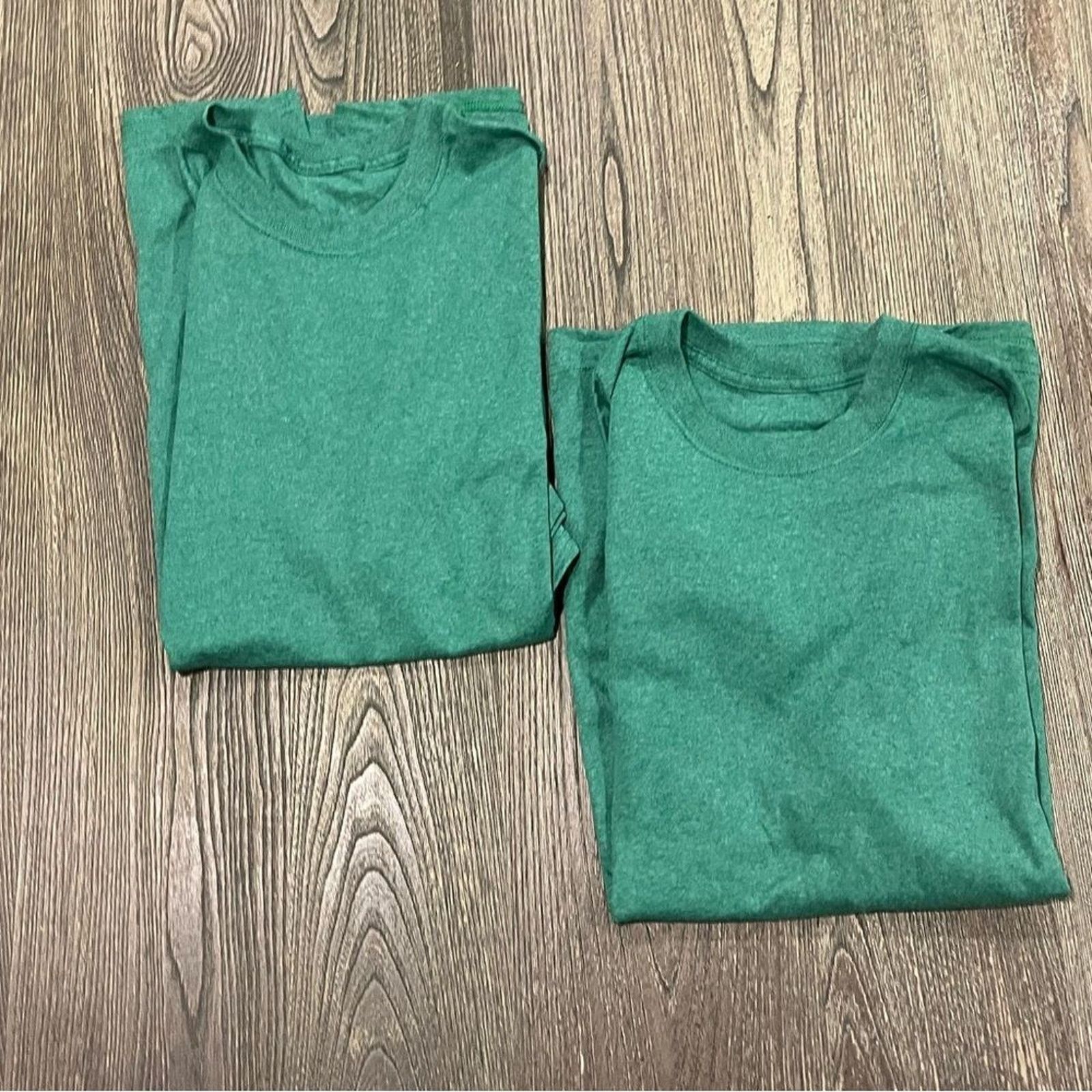 Other NWOT 2 Pack Mens T-Shirts Crew Neckline Short Sleeve L Size US L / EU 52-54 / 3 - 1 Thumbnail