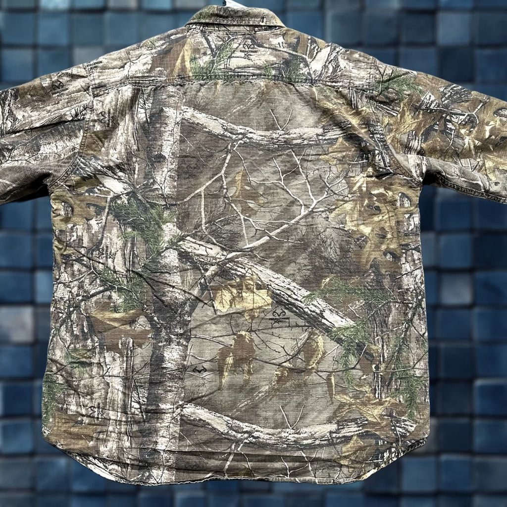 Realtree Bushmaster Shirt Mens 2XL Brown Camo Button Down Fleece Lined Shacket Realtree Size US XXL / EU 58 / 5 - 1 Thumbnail