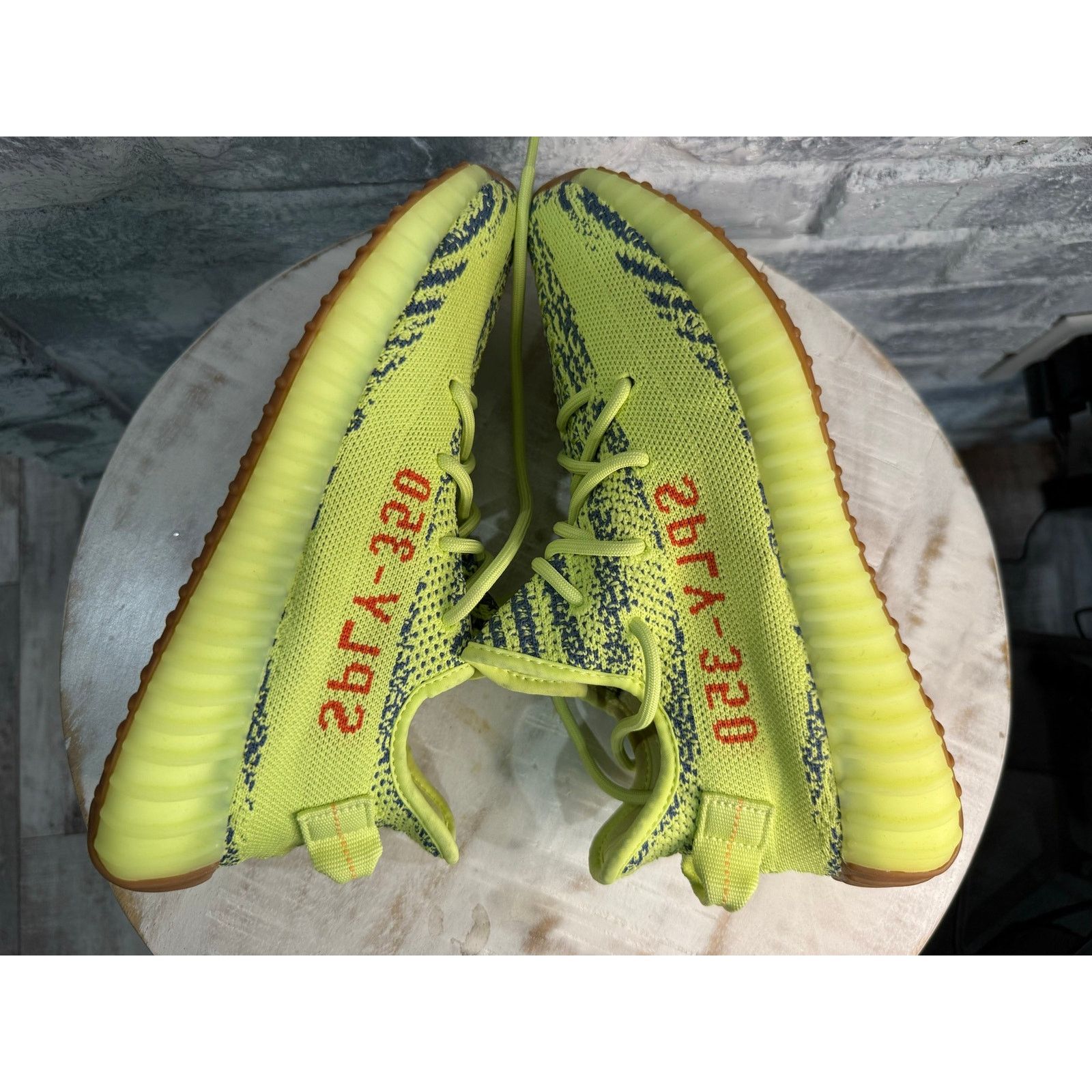 Yeezy Adidas Yeezy Boost 350 V2 Semi Frozen Yellow Size 7 Size US 7 / EU 40 - 5 Thumbnail
