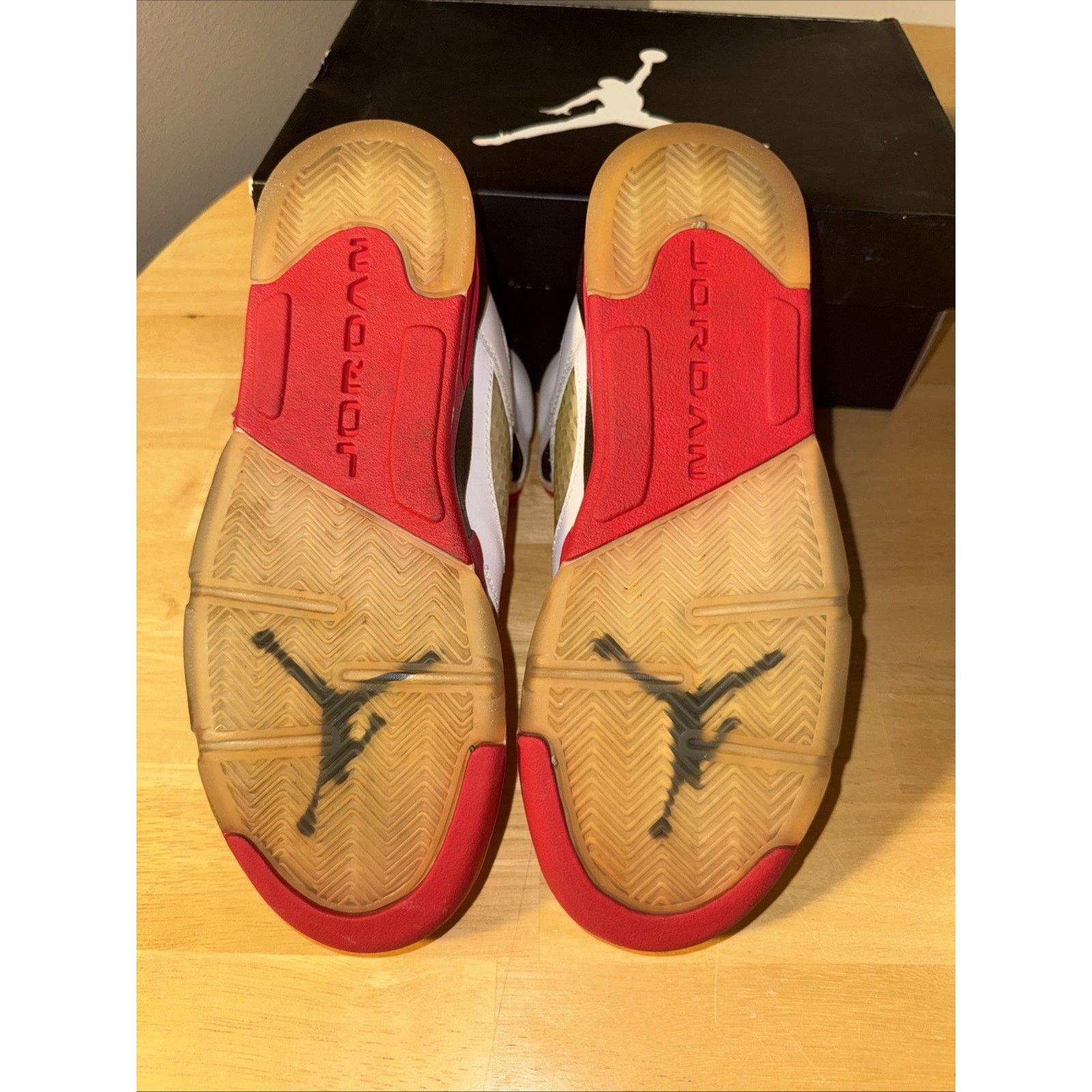 Jordan Brand Air Jordan 5 Fire Red 2020 - Size 5.5Y 7 Women Size US 5 / EU 37 - 7 Thumbnail