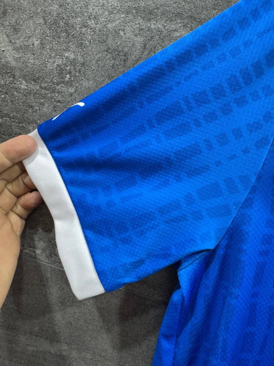 Puma Peterborough United 2022-23 Puma home Soccer Jersey football Size US L / EU 52-54 / 3 - 9 Thumbnail