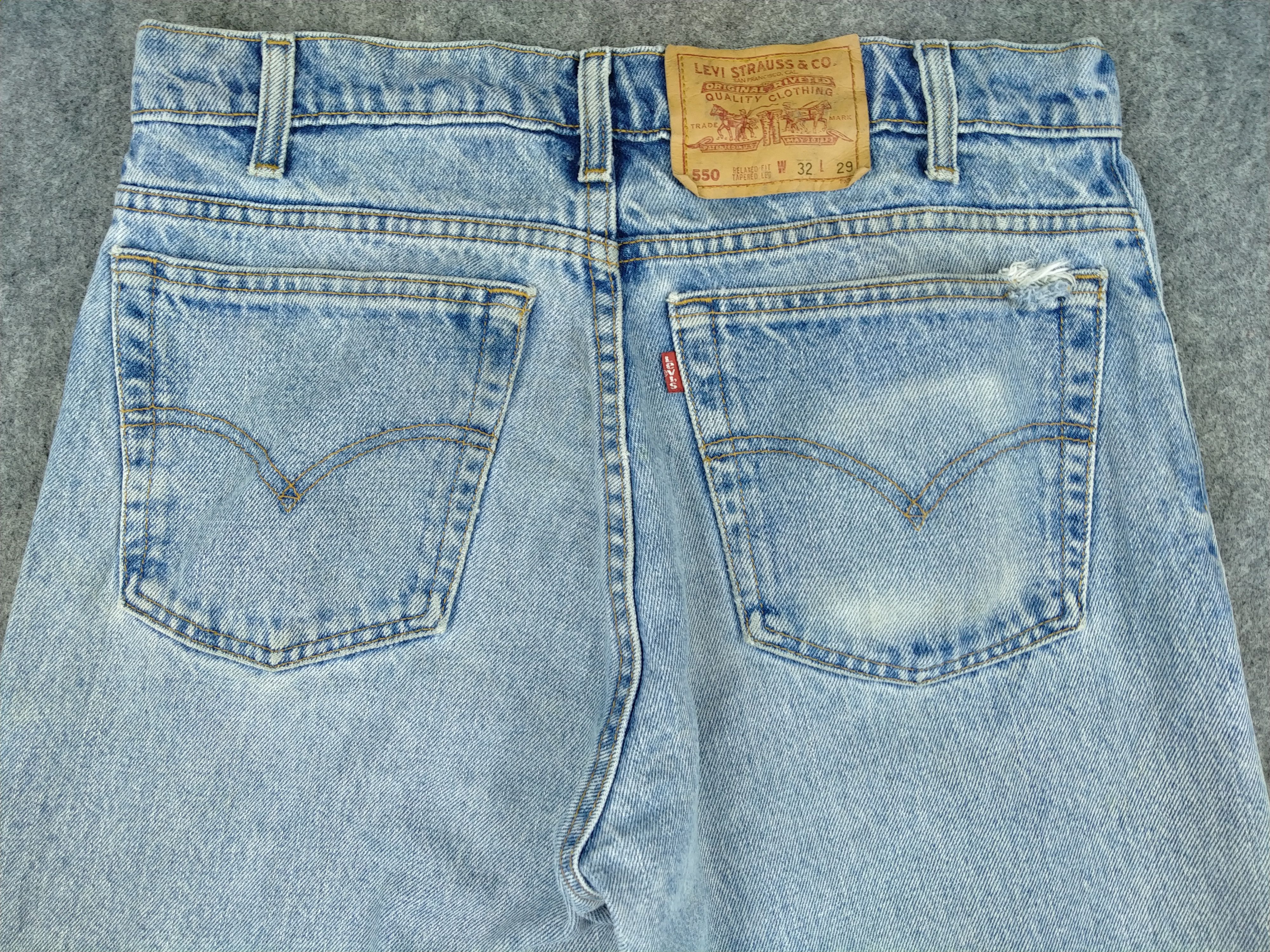 Japanese Brand 90s Blue Wash Vintage Levi's 550 Relaxed Denim 32x28.5 JN436 Size US 32 / EU 48 - 4 Thumbnail