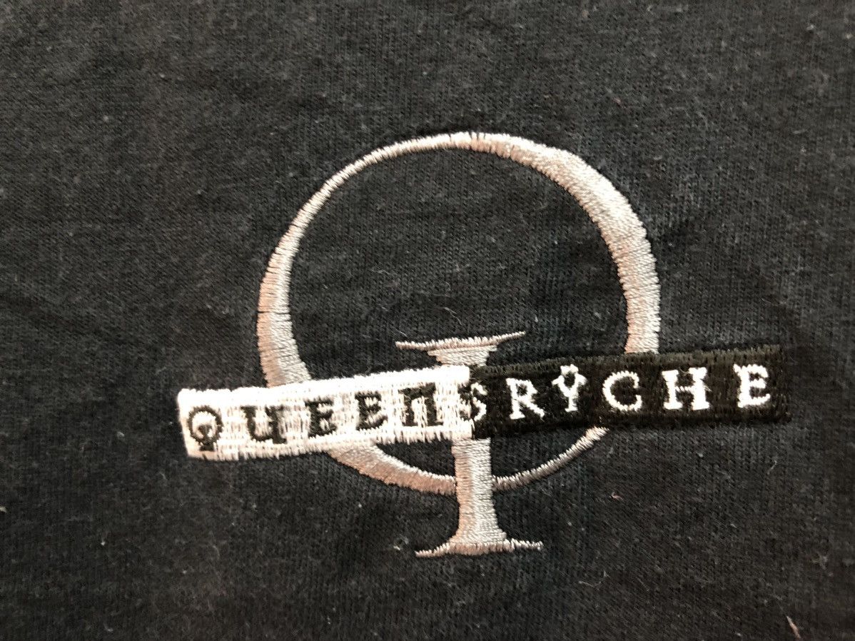 Band Tees × Vintage RARE 🔥 QUEENSRŸCHE EMBROIDERED CENTRE LOGO LONGSLEEVE TEE Size US XL / EU 56 / 4 - 6 Thumbnail