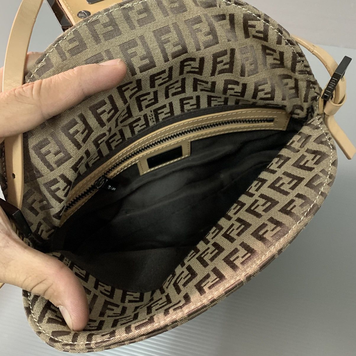 Fendi Fendi Zucchino Pochette Handbag Size ONE SIZE - 17 Thumbnail