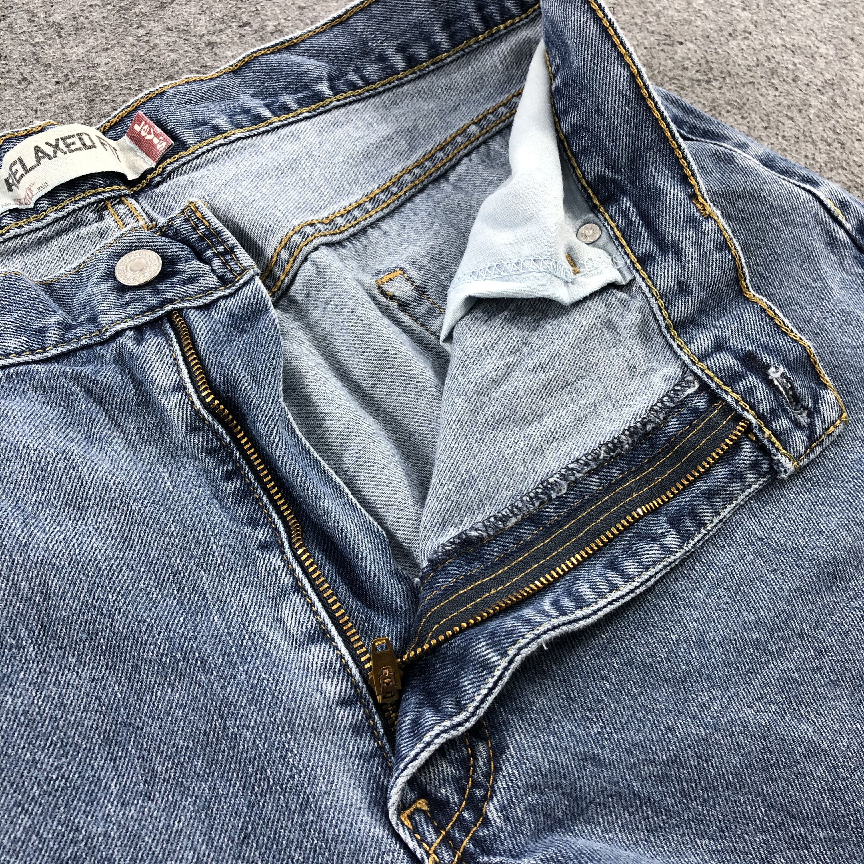 Levi's × Vintage Vintage Blue Wash Levis 550 Jeans-JM1766 Size US 36 / EU 52 - 7 Thumbnail