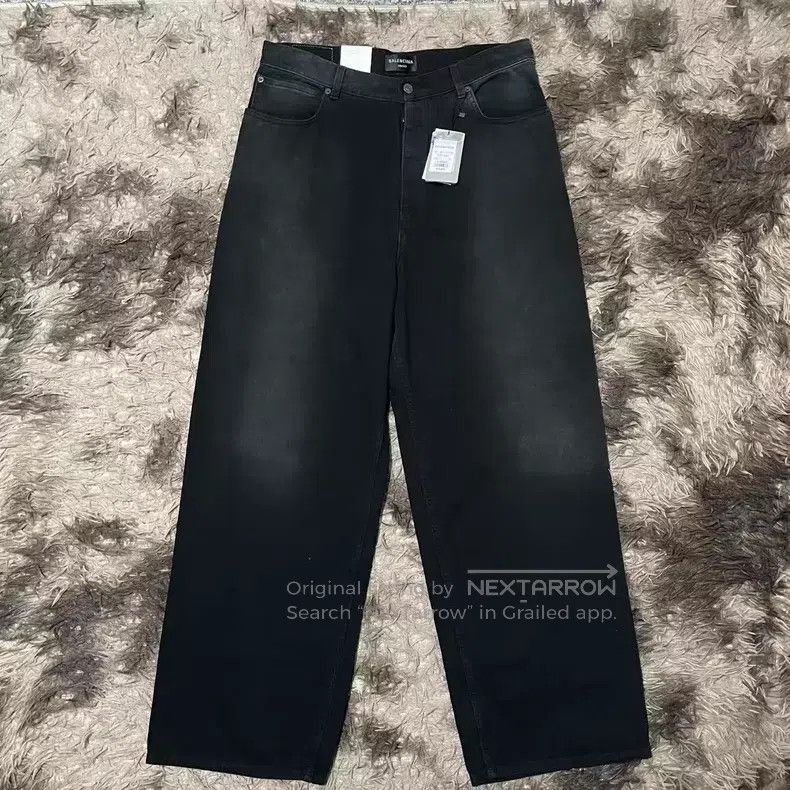 Balenciaga Balenciaga size L Letter Label Straight Leg Denim Pants Size US 27 - 1 Thumbnail
