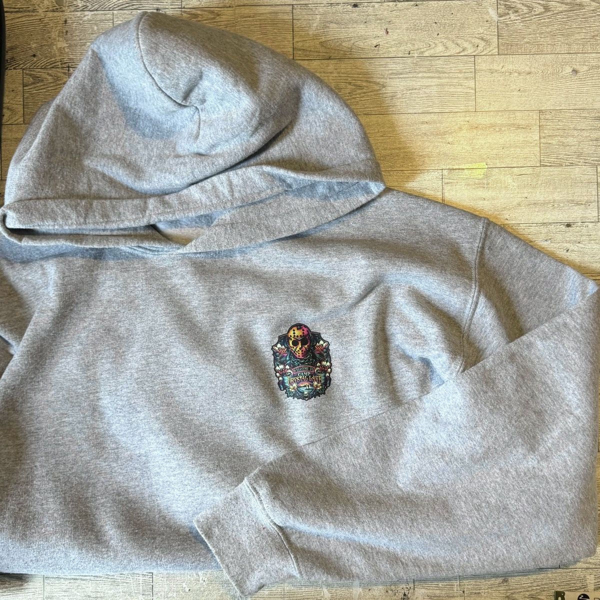 Gildan Camp Crystal Lake, Unisex, Horror Movie Theme Hoodie Size US L / EU 52-54 / 3 - 10 Thumbnail