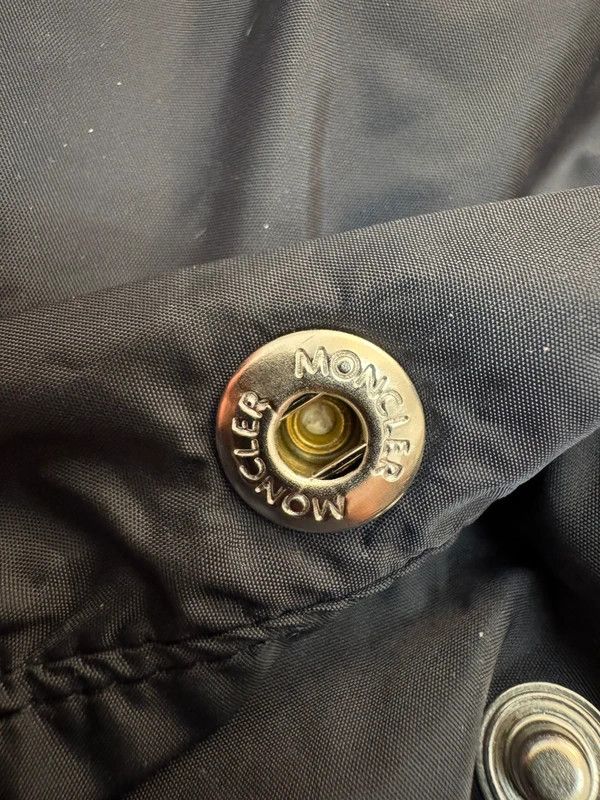 Moncler Moncler Aix Giacca Lightweight Navy Nylon Jacket Buttons 3 M Size US M / EU 48-50 / 2 - 11 Thumbnail