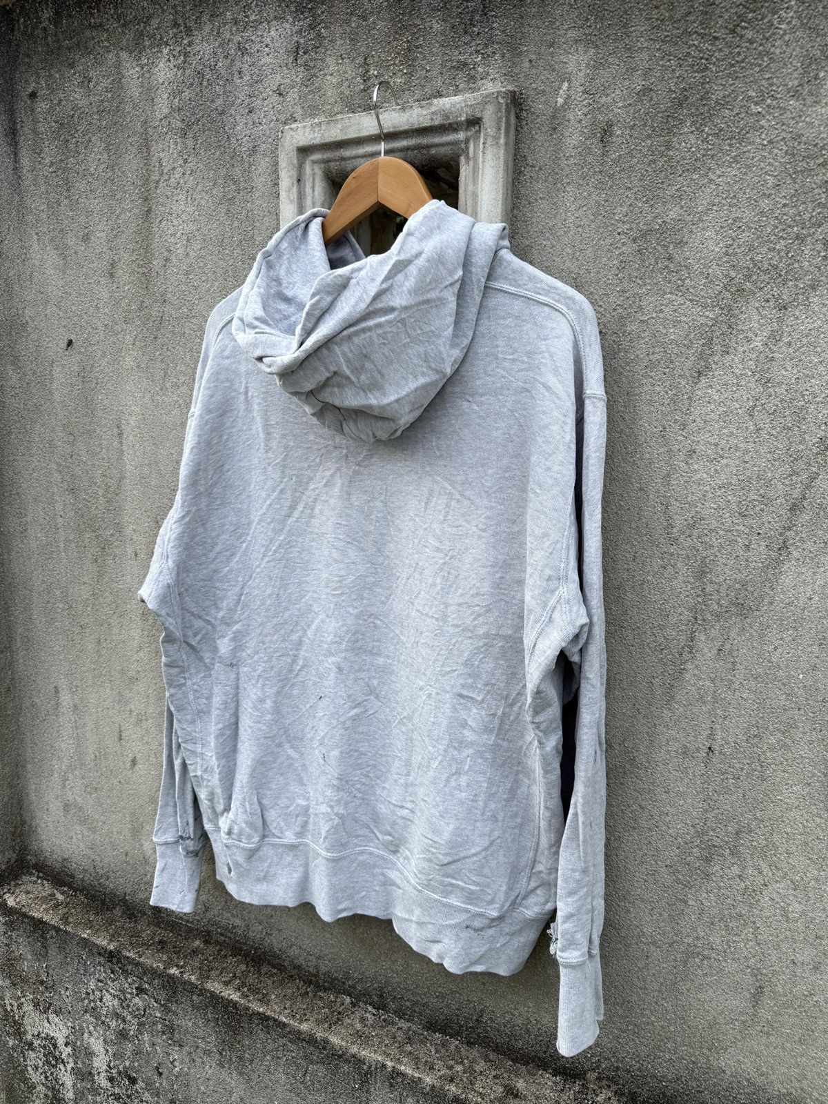 Lemaire × Uniqlo Uniqlo Hoodie Distressed Inspired by If Six Was Nine Size US L / EU 52-54 / 3 - 6 Thumbnail
