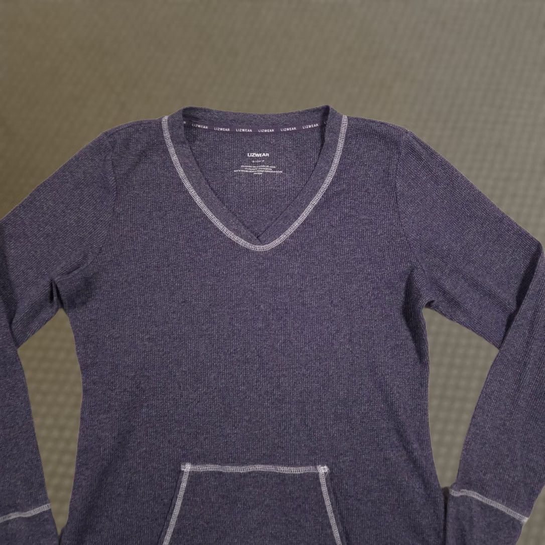 Liz Claiborne Liz Claiborne Lizwear Shirt Womens Small Gray Thermal V Neck Long Sleeve Size S / US 4 / IT 40 - 1 Thumbnail