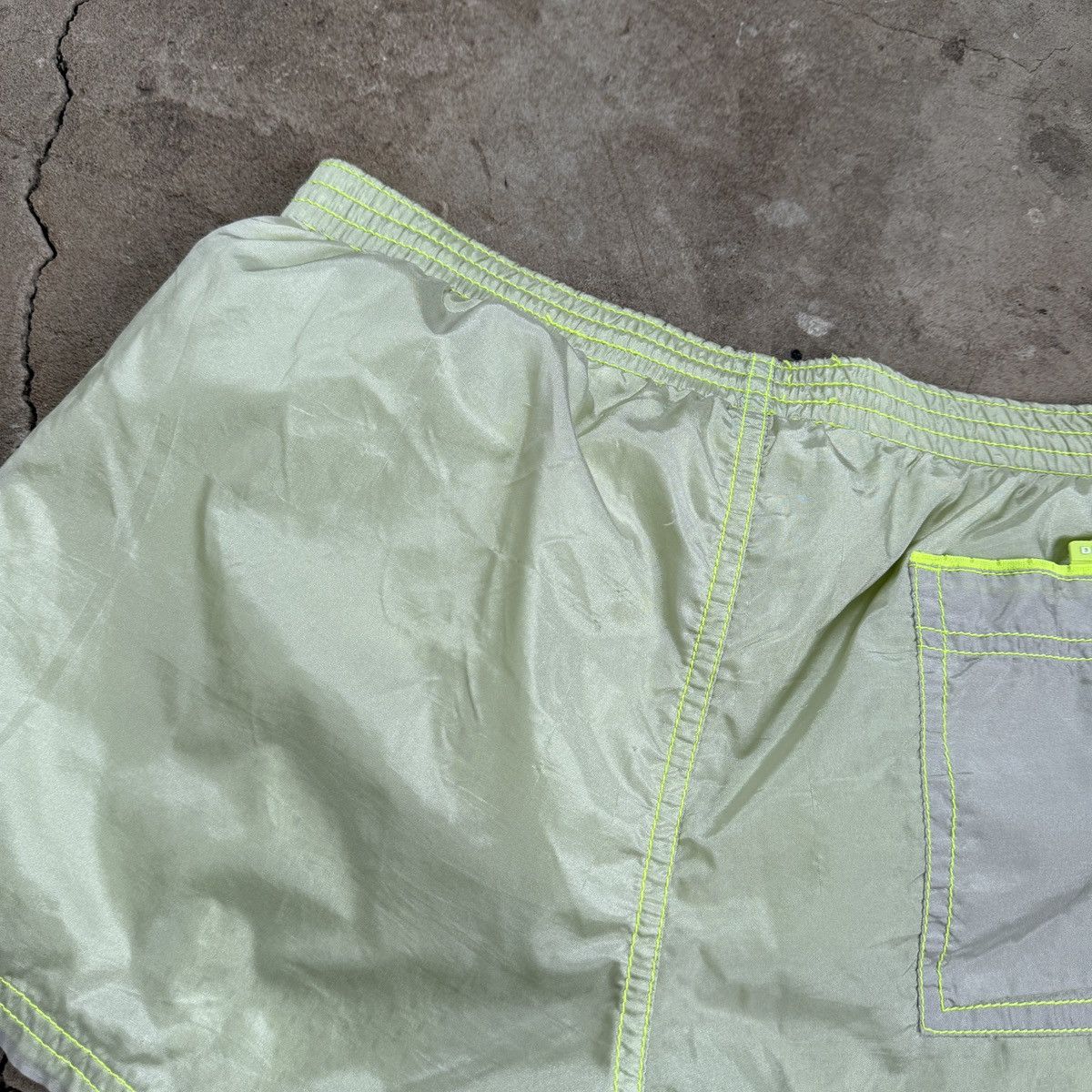 Diesel × Vintage Vintage Diesel Beachwear Shorts Size US 32 / EU 48 - 6 Thumbnail