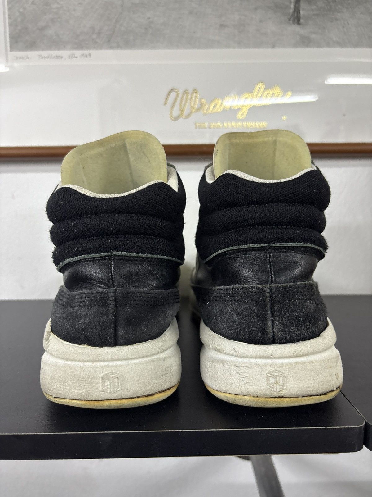 General Research General Research 90s Velcro Shoes Adidas Superstar Style Size US 10 / EU 43 - 15 Thumbnail