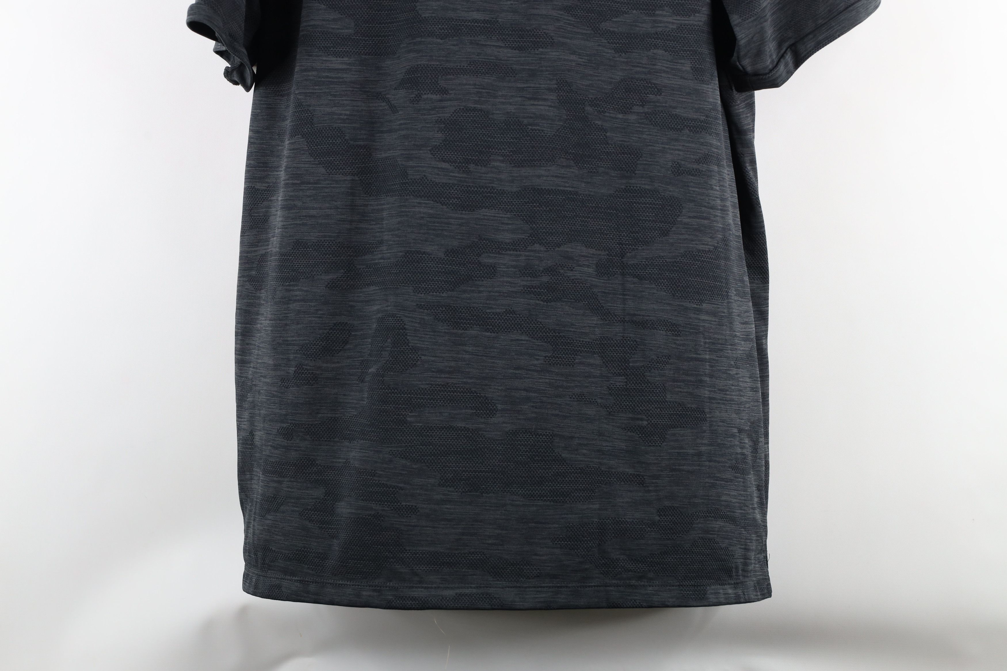 Nike × Vintage Nike Bowling State University Hockey Camouflage T-Shirt Size US L / EU 52-54 / 3 - 11 Thumbnail