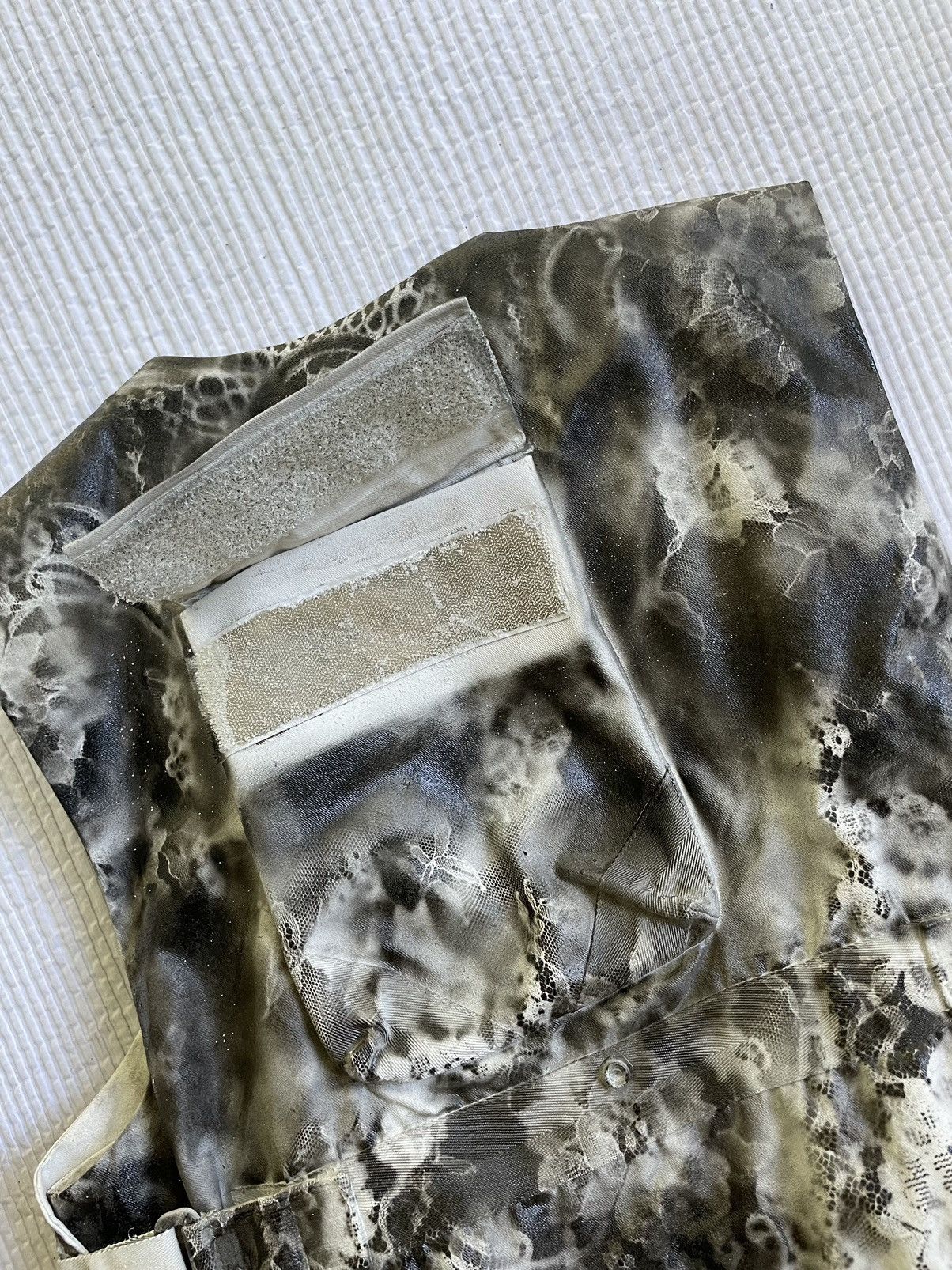 Handmade Sexy Perfect Painted Tactical Vest Size US M / EU 48-50 / 2 - 14 Thumbnail