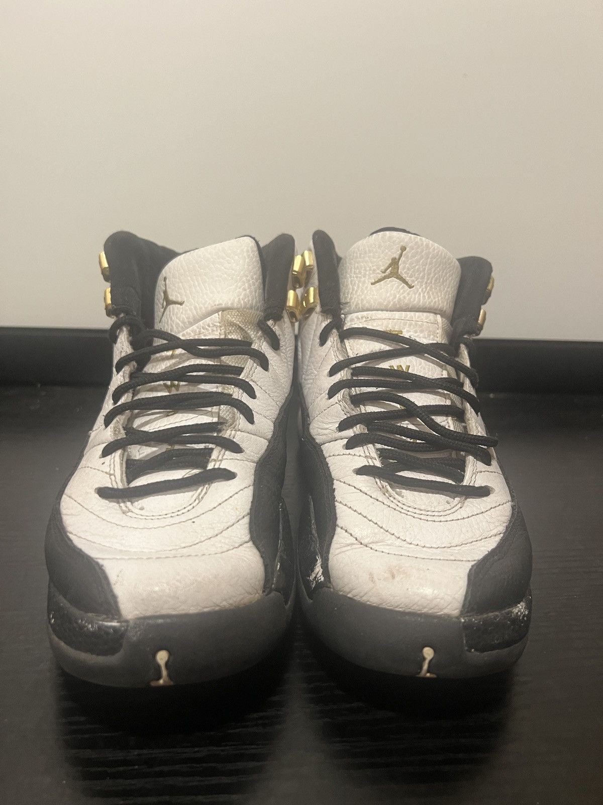 Nike SIZE 7 MEN - Nike Air Jordan 12 Retro Royalty White Size US 7 / EU 40 - 2 Thumbnail