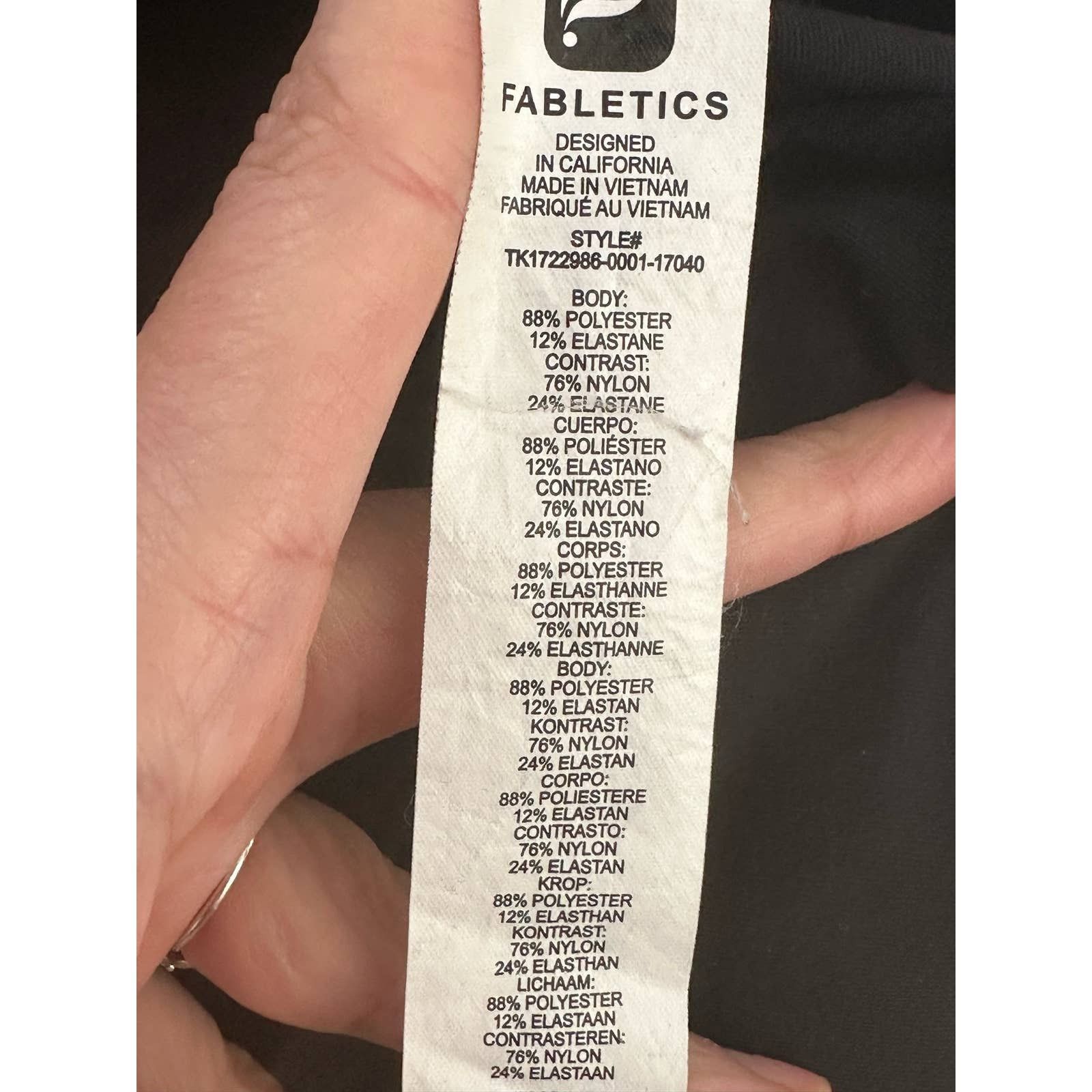 Fabletics Fabletics black open back build in bra athletic top size M Size M / US 6-8 / IT 42-44 - 3 Thumbnail
