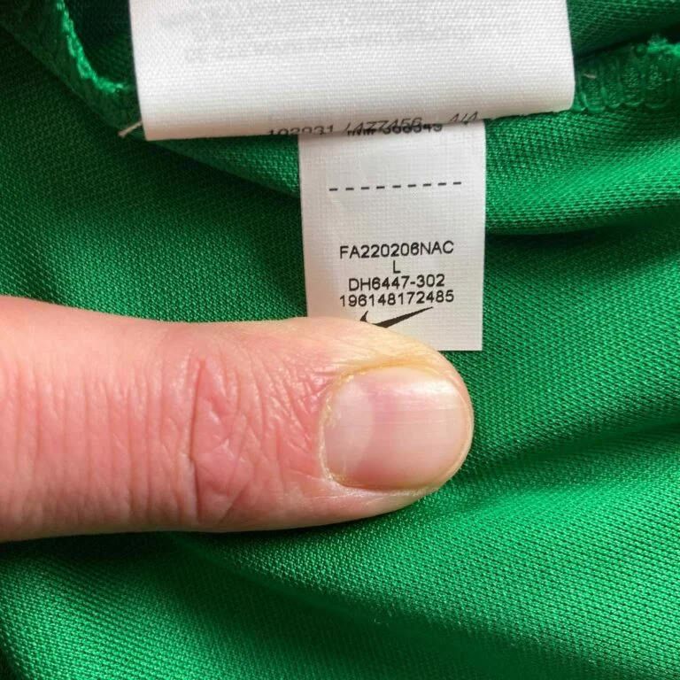Nike NEW Nigeria 2022-23 Nike training football jersey size L Size US L / EU 52-54 / 3 - 6 Thumbnail
