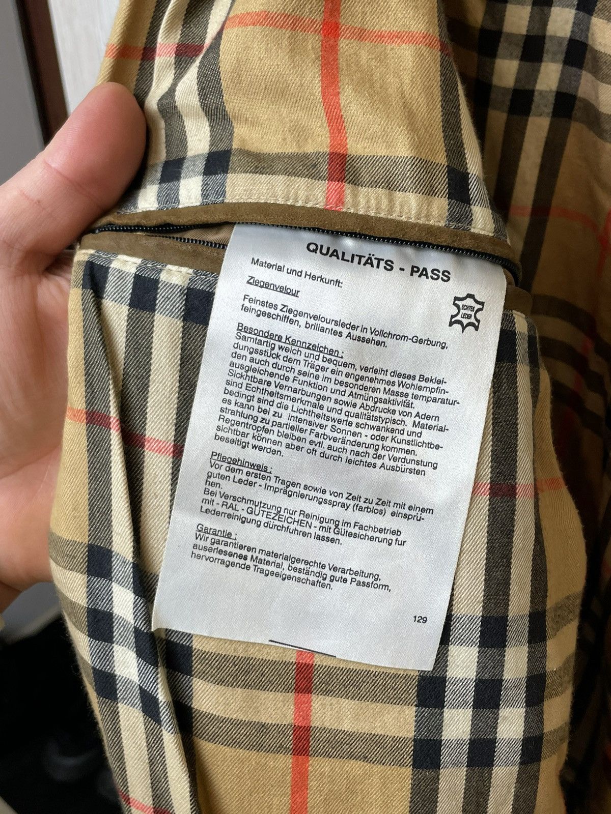 Burberry Vintage Burberry Leather Bomber Jacket Size US XL / EU 56 / 4 - 19 Thumbnail