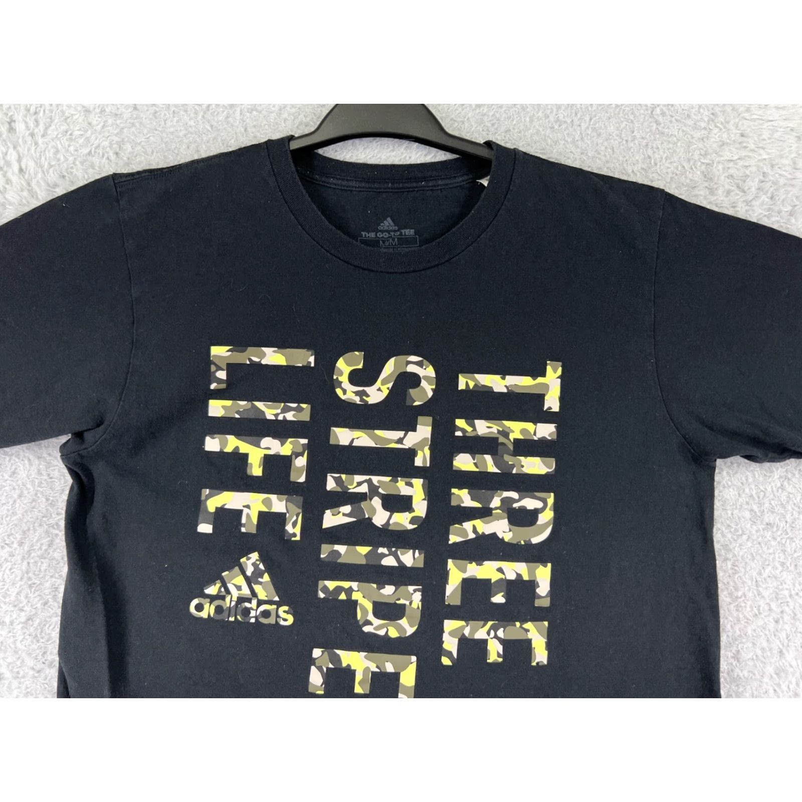 Adidas Adidas Shirt Mens Medium Black Three Stripe Logo Camouflage 100% Cotton Crew Neck T-Shirt Size US M / EU 48-50 / 2 - 5 Thumbnail