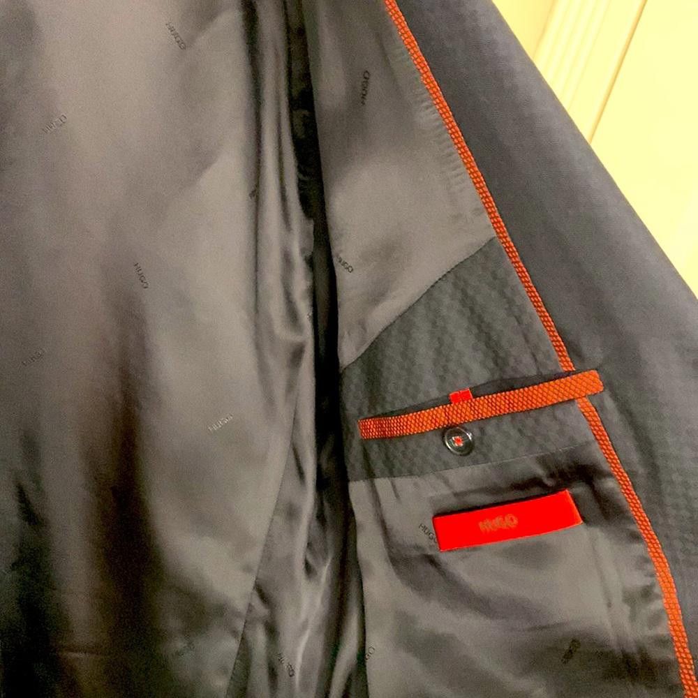 Hugo HUGO - Skinny Arlens/Hettin Tux - 42R (tailored) -100% Wool Size 42R - 8 Thumbnail