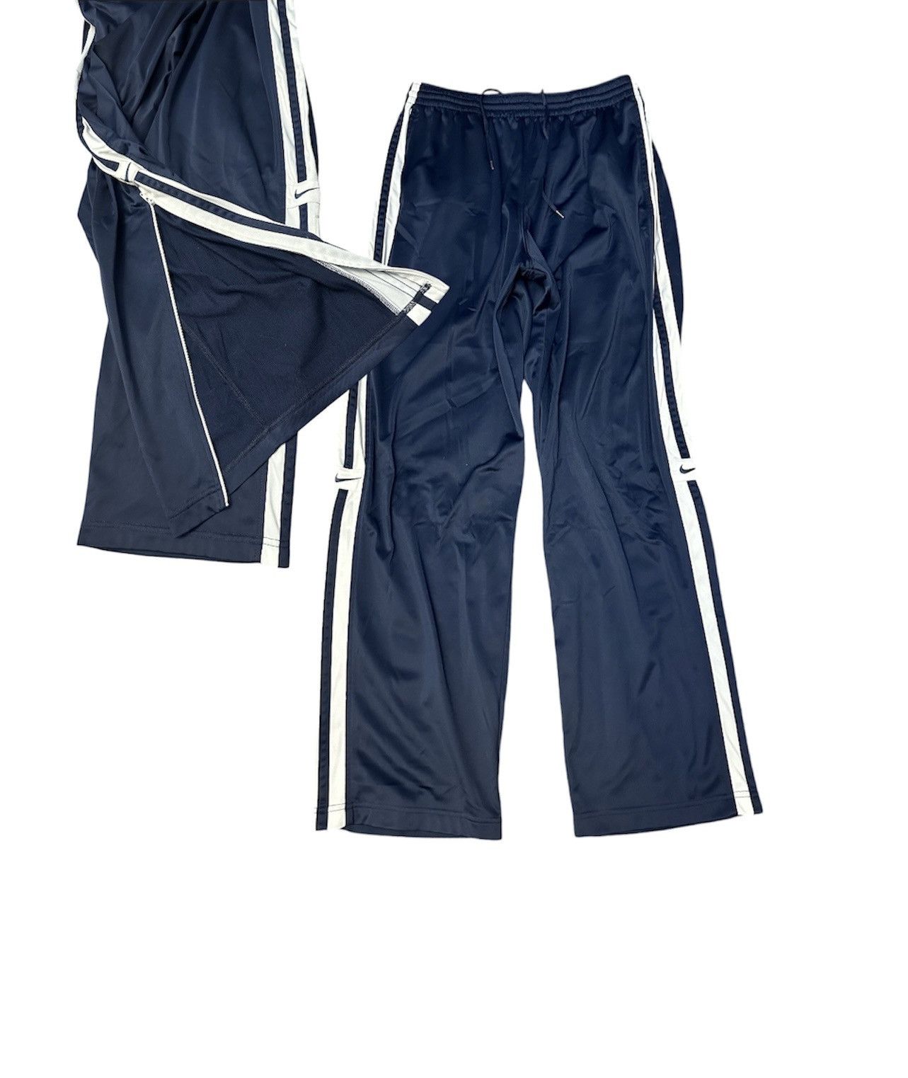 Nike sweatpants with white stripe deals