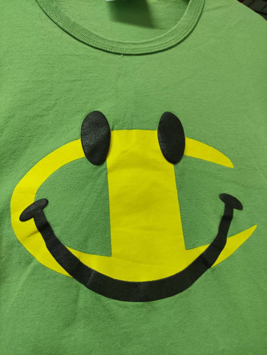 Champion Champion Smiley Graphic Logo T-Shirt Size US L / EU 52-54 / 3 - 3 Thumbnail