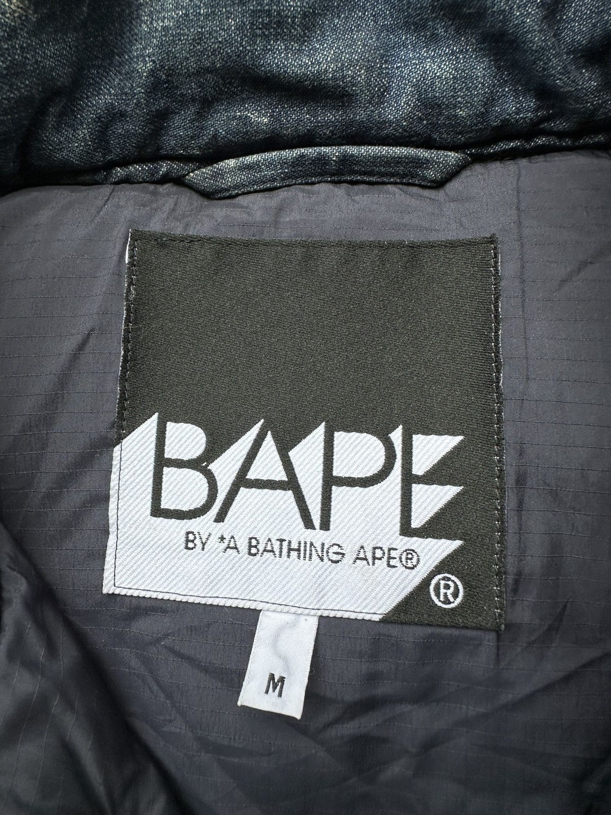Bape 🦍Vintage A Bathing Ape Denim Utility Jacket Size US L / EU 52-54 / 3 - 12 Thumbnail