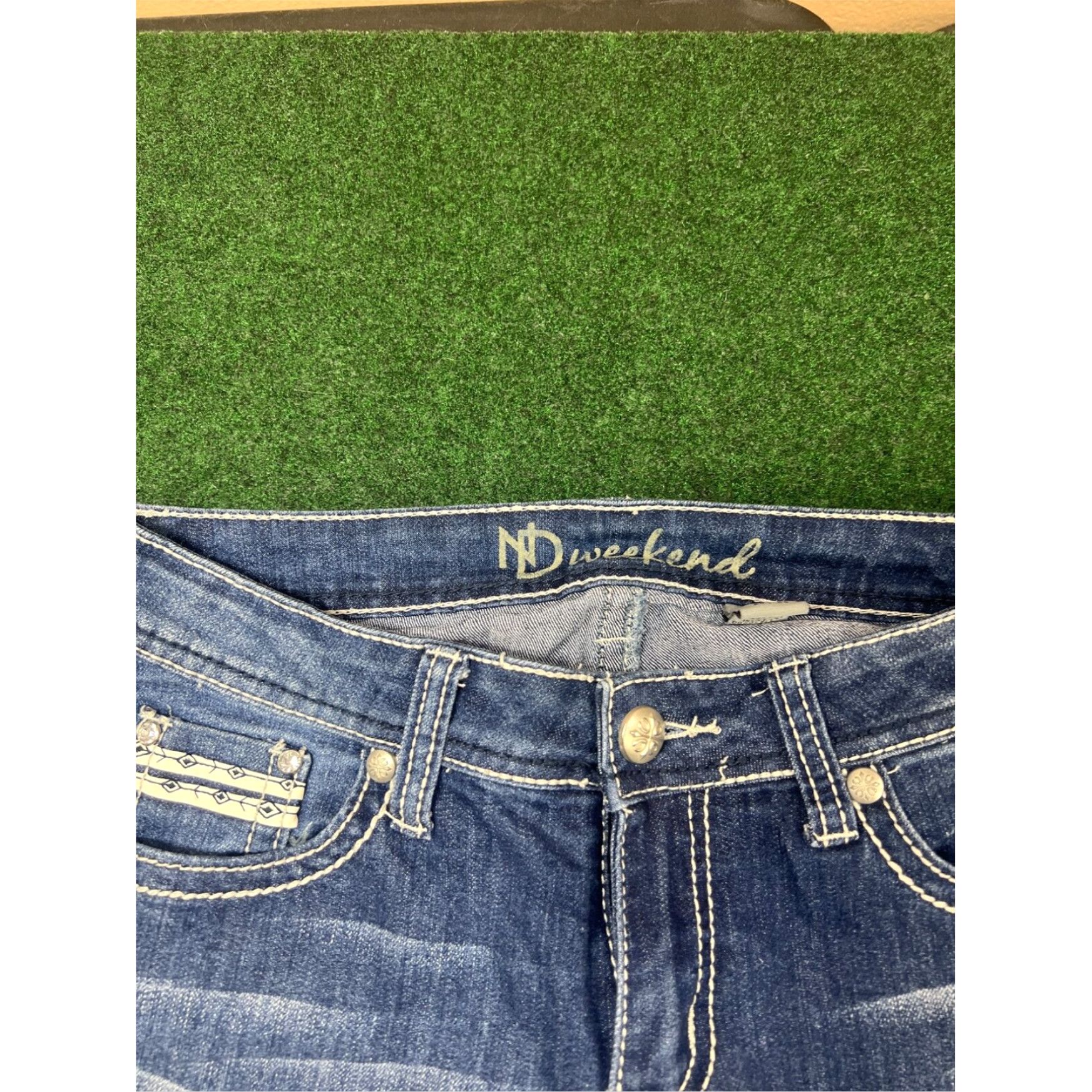 Vintage ND Weekend Jeans Womens 6 Mid Rise Capri Cuffed Pockets Wash Blue Denim 28x19 Size 28" / US 6 / IT 42 - 3 Thumbnail